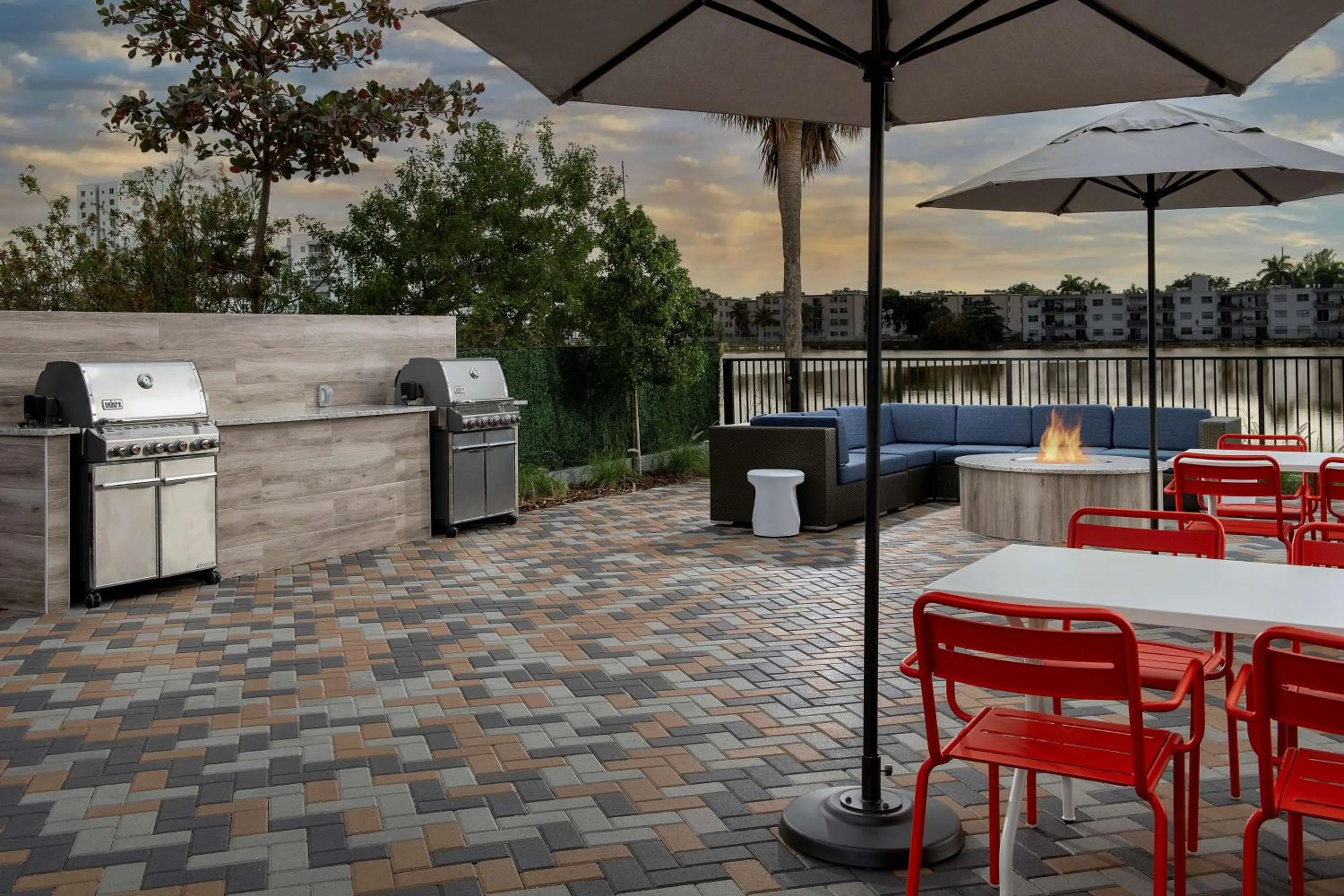 Balcony/Terrace in Home2 Suites By Hilton Miami Airport South Blue Lagoon