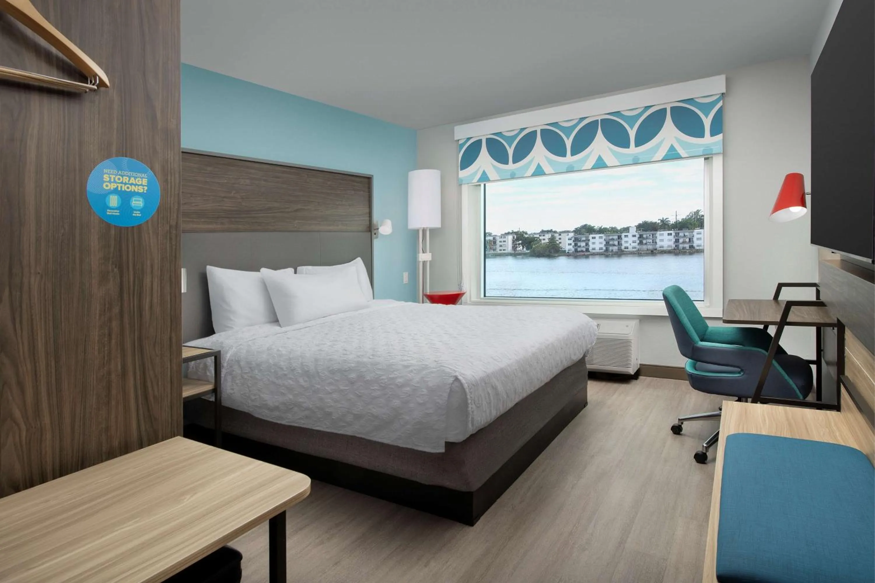 Bedroom, Bed in Home2 Suites By Hilton Miami Airport South Blue Lagoon