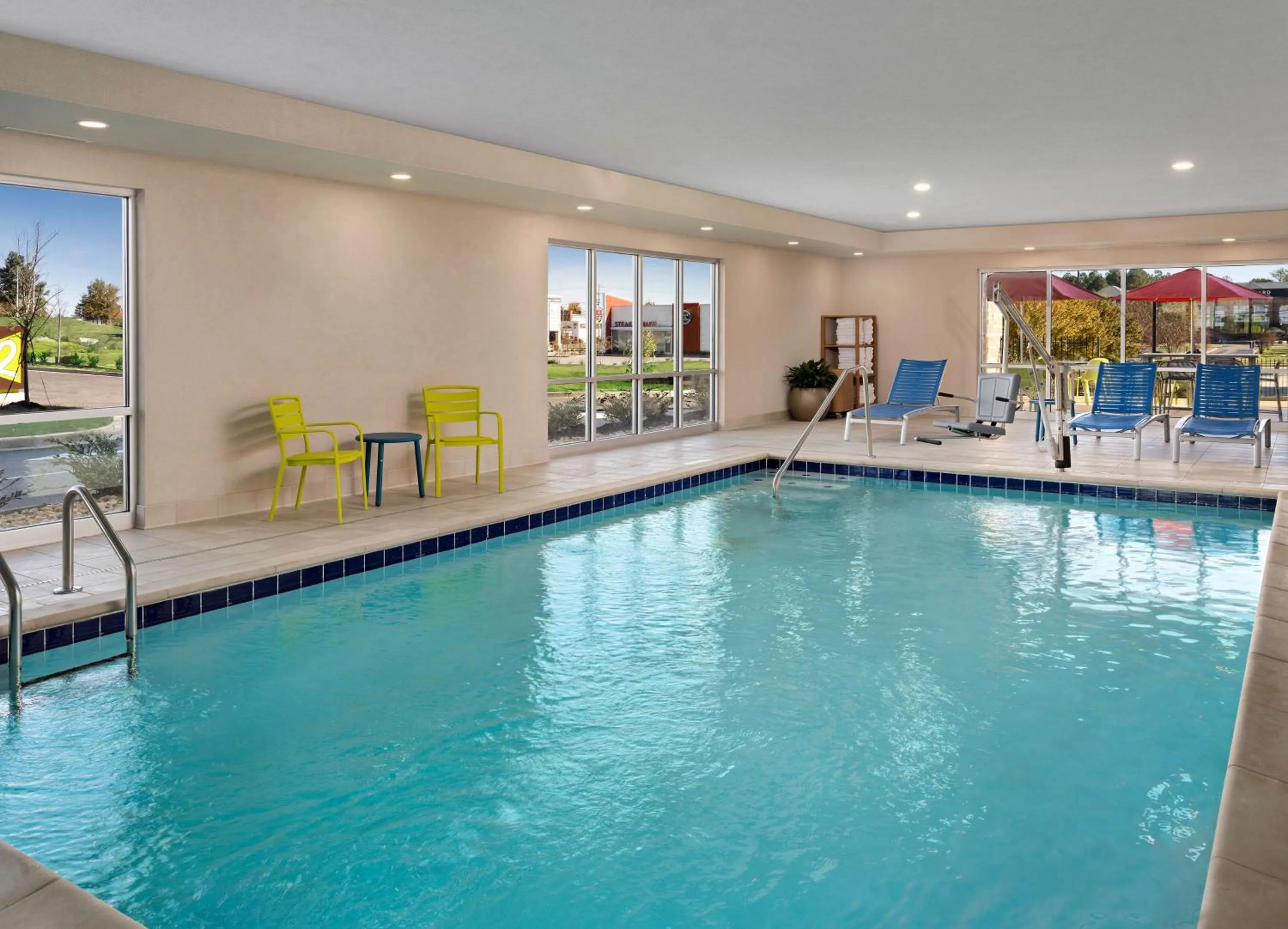 Pool view in Home2 Suites By Hilton Tupelo