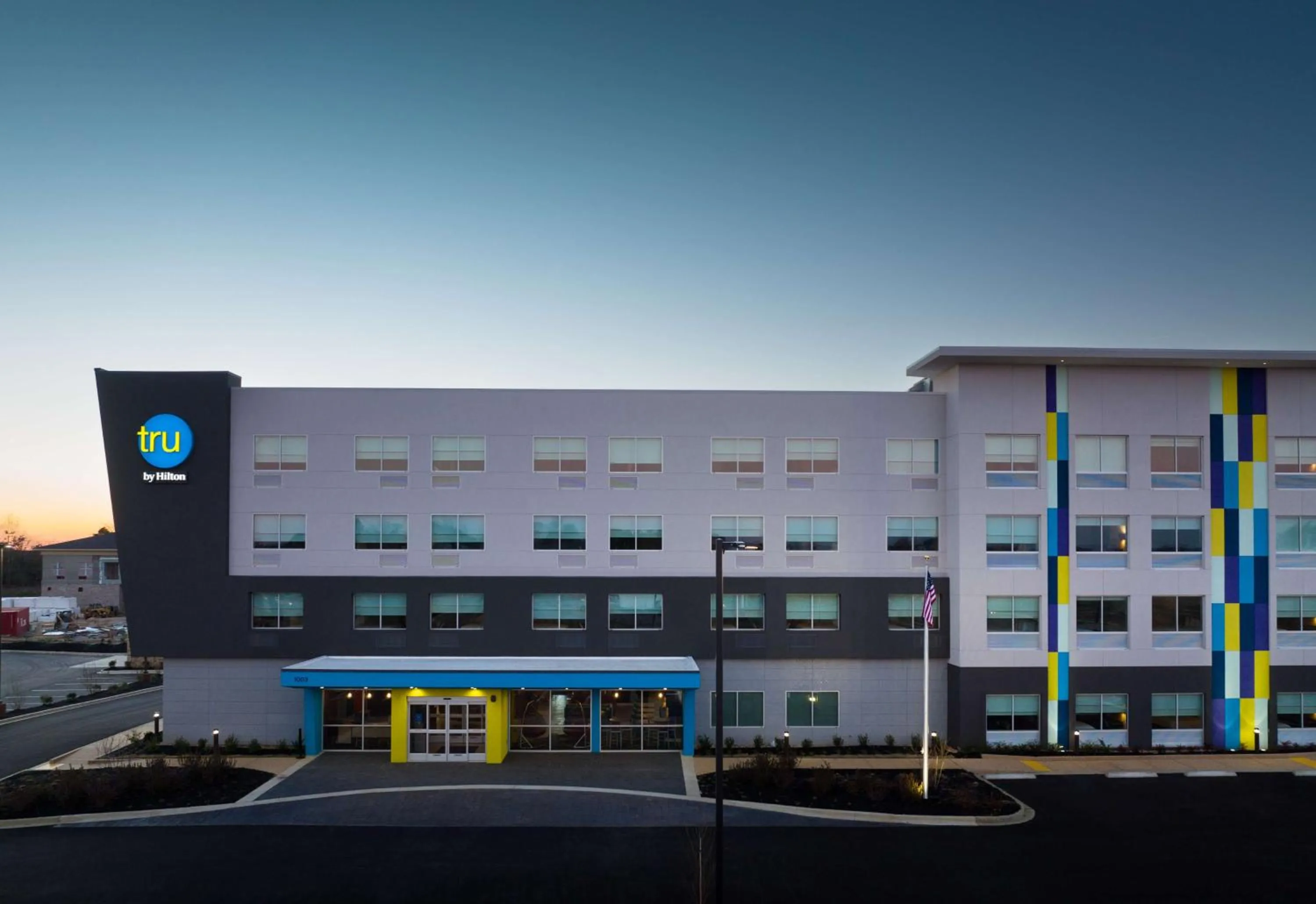 Property building in Tru By Hilton Tupelo, Ms