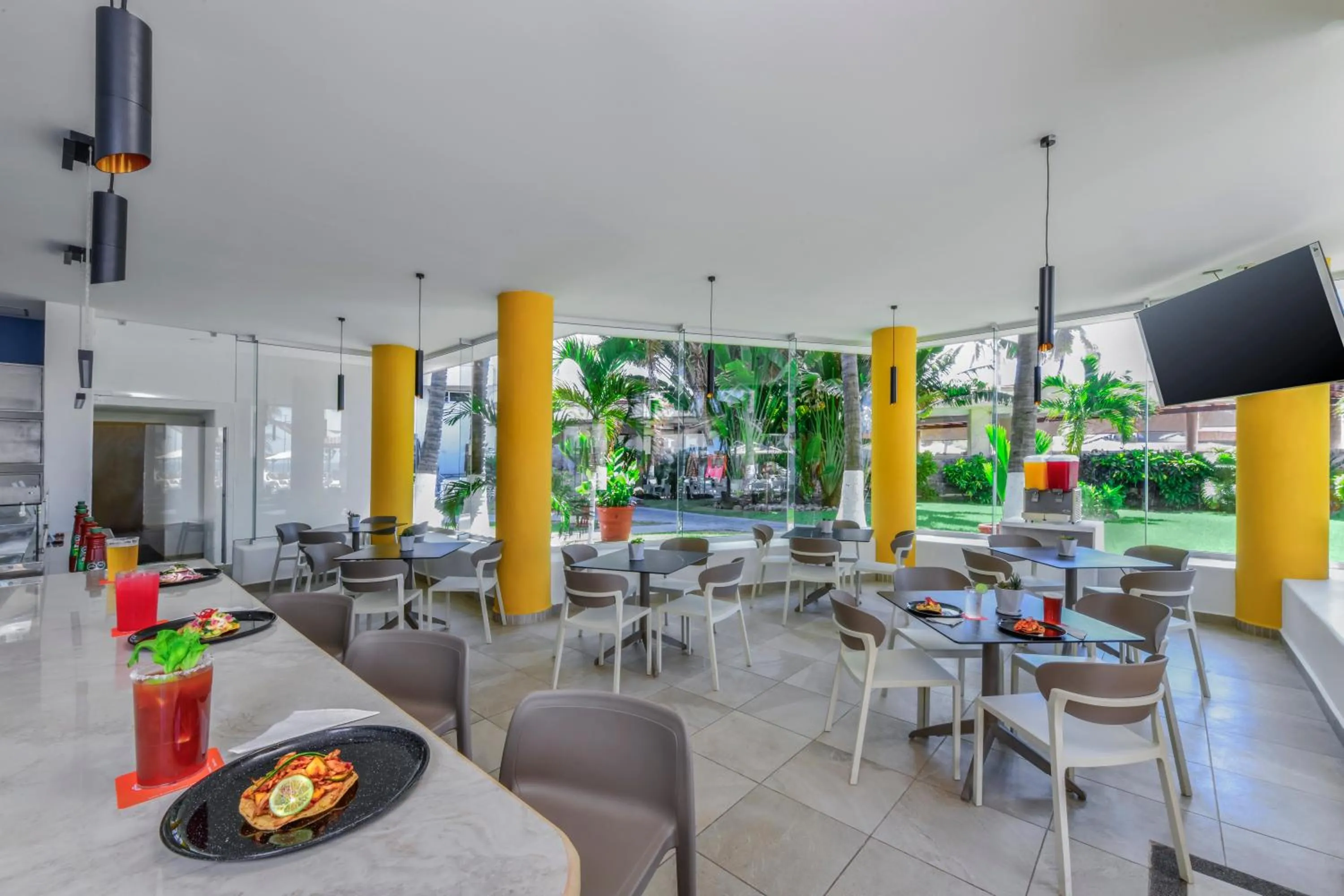 Restaurant/places to eat in Krystal Ixtapa All Inclusive