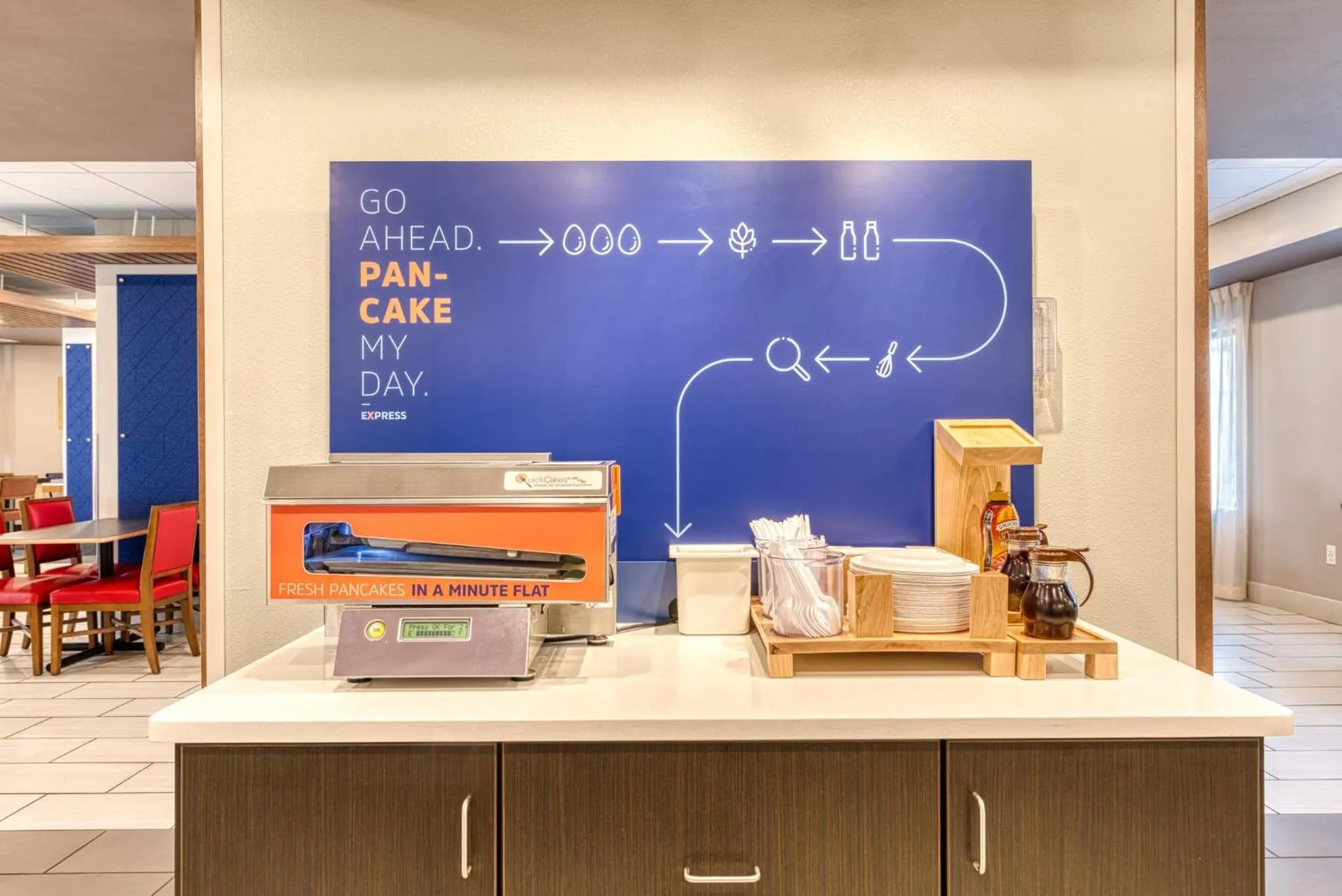 Breakfast in Holiday Inn Express & Suites - Manitou Springs by IHG