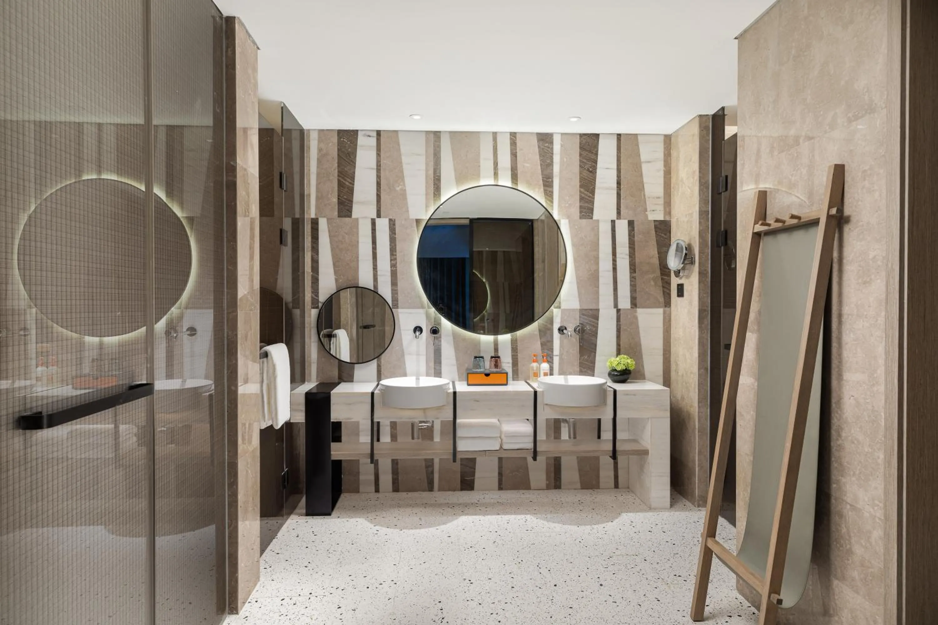 Bathroom in Crowne Plaza Chongli Resort by IHG