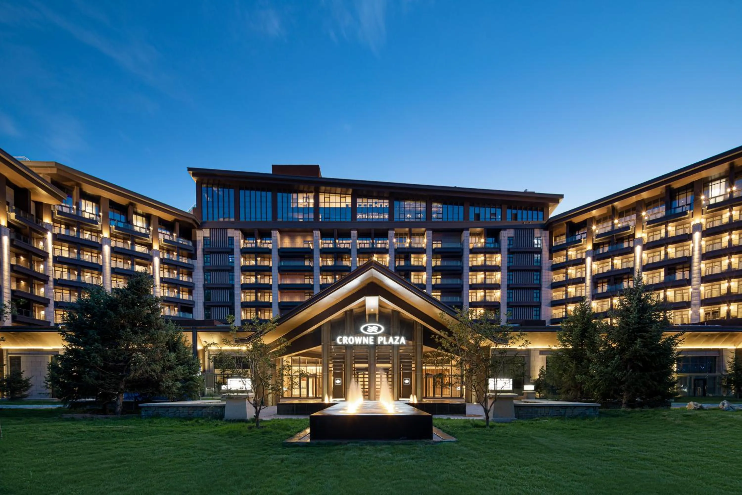 Property building in Crowne Plaza Chongli Resort by IHG
