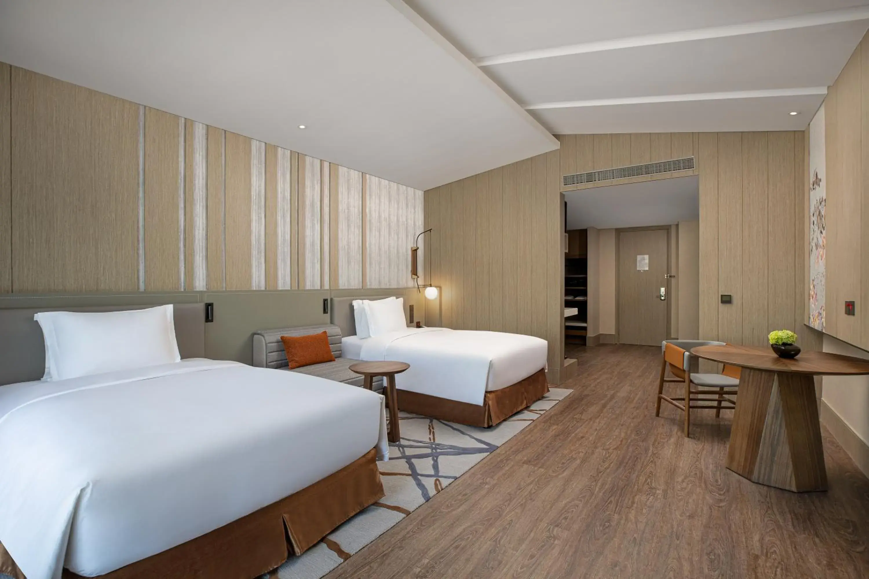 Premium Twin Room With Lake View in Crowne Plaza Chongli Resort by IHG Premium Twin Room With Lake View in Crowne Plaza Chongli Resort by IHG