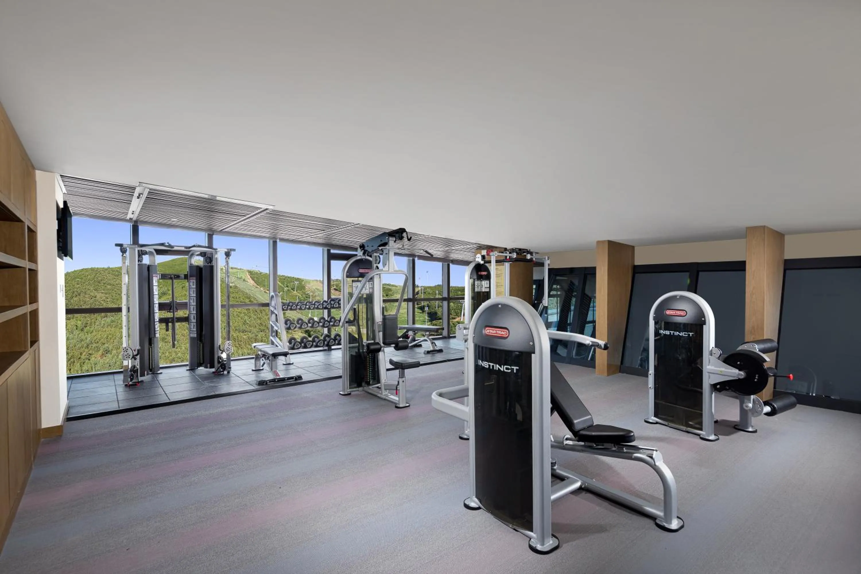Fitness centre/facilities in Crowne Plaza Chongli Resort by IHG