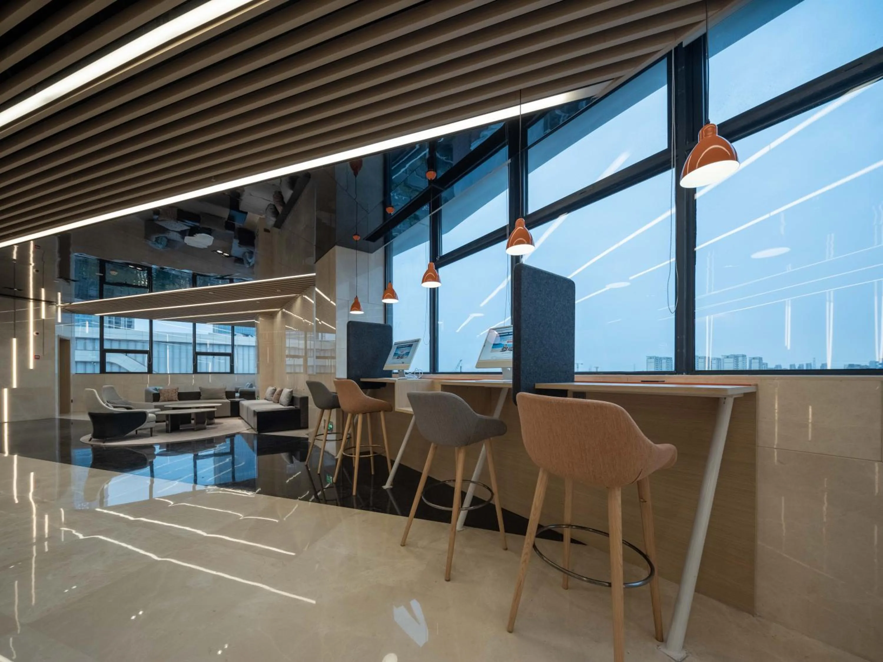 Seating area in Holiday Inn Express Shanghai Qingpu New City by IHG