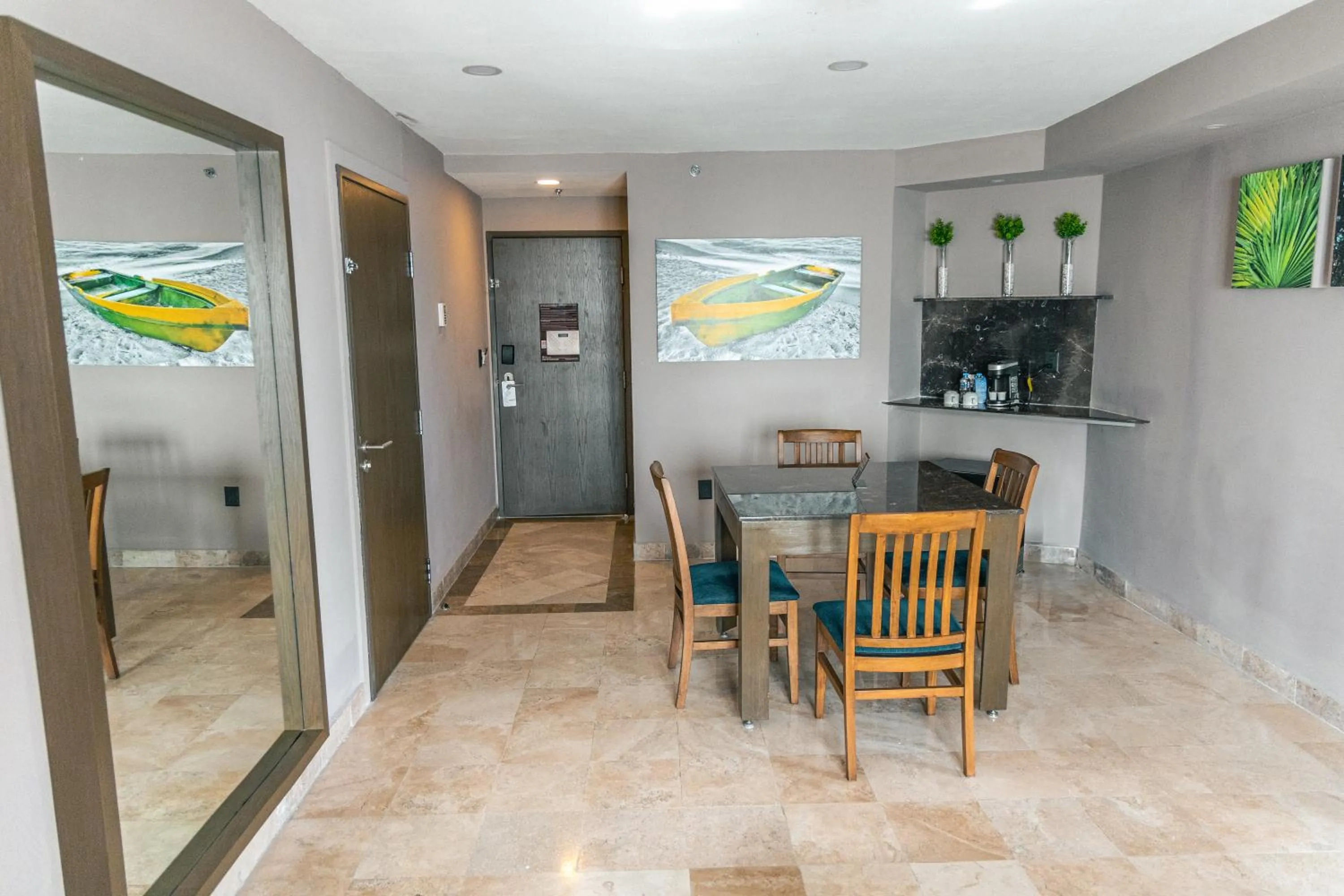 Dining area in Hilton Garden Inn Veracruz Boca del Rio