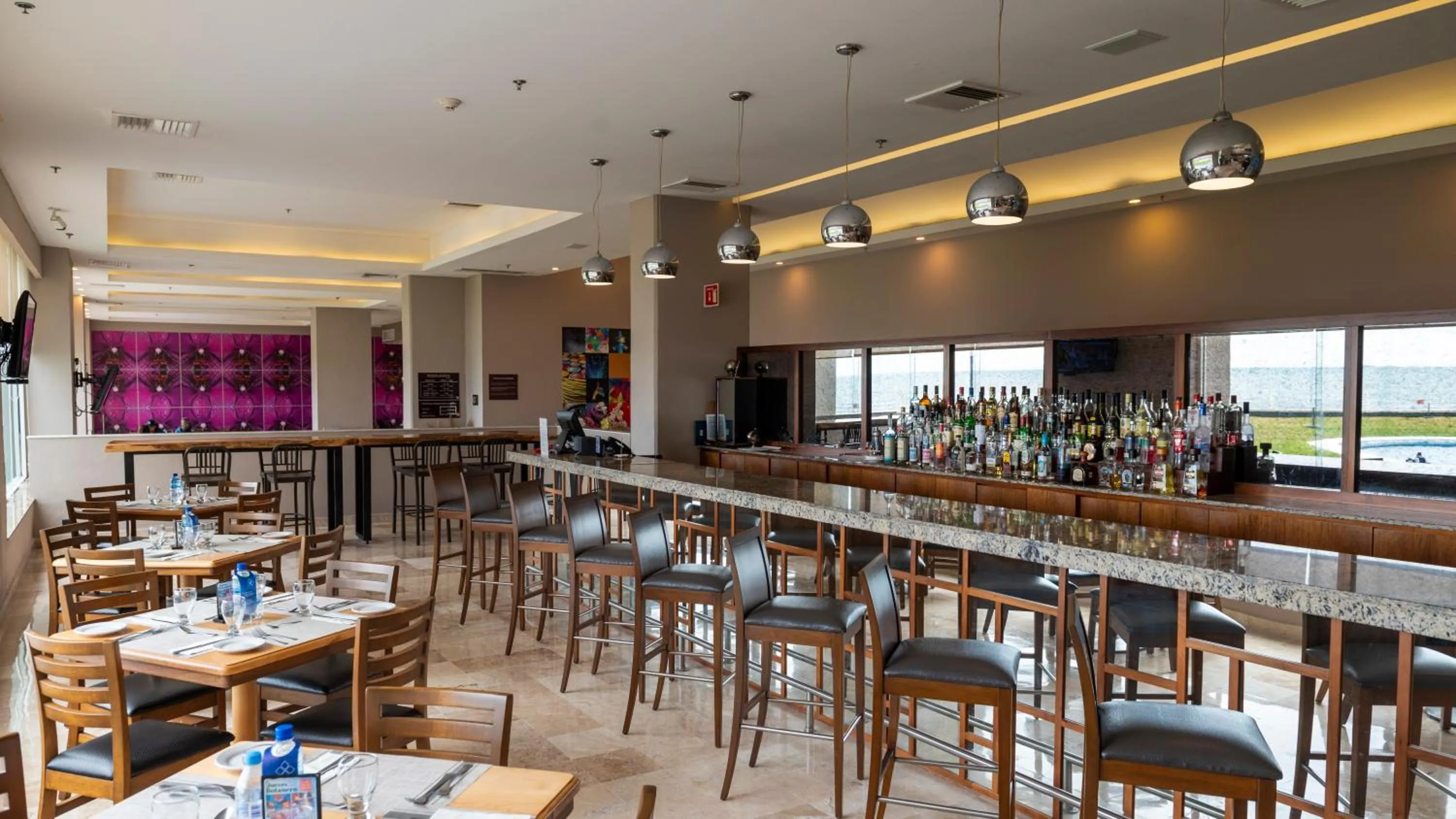 Lounge or bar in Hilton Garden Inn Veracruz Boca del Rio