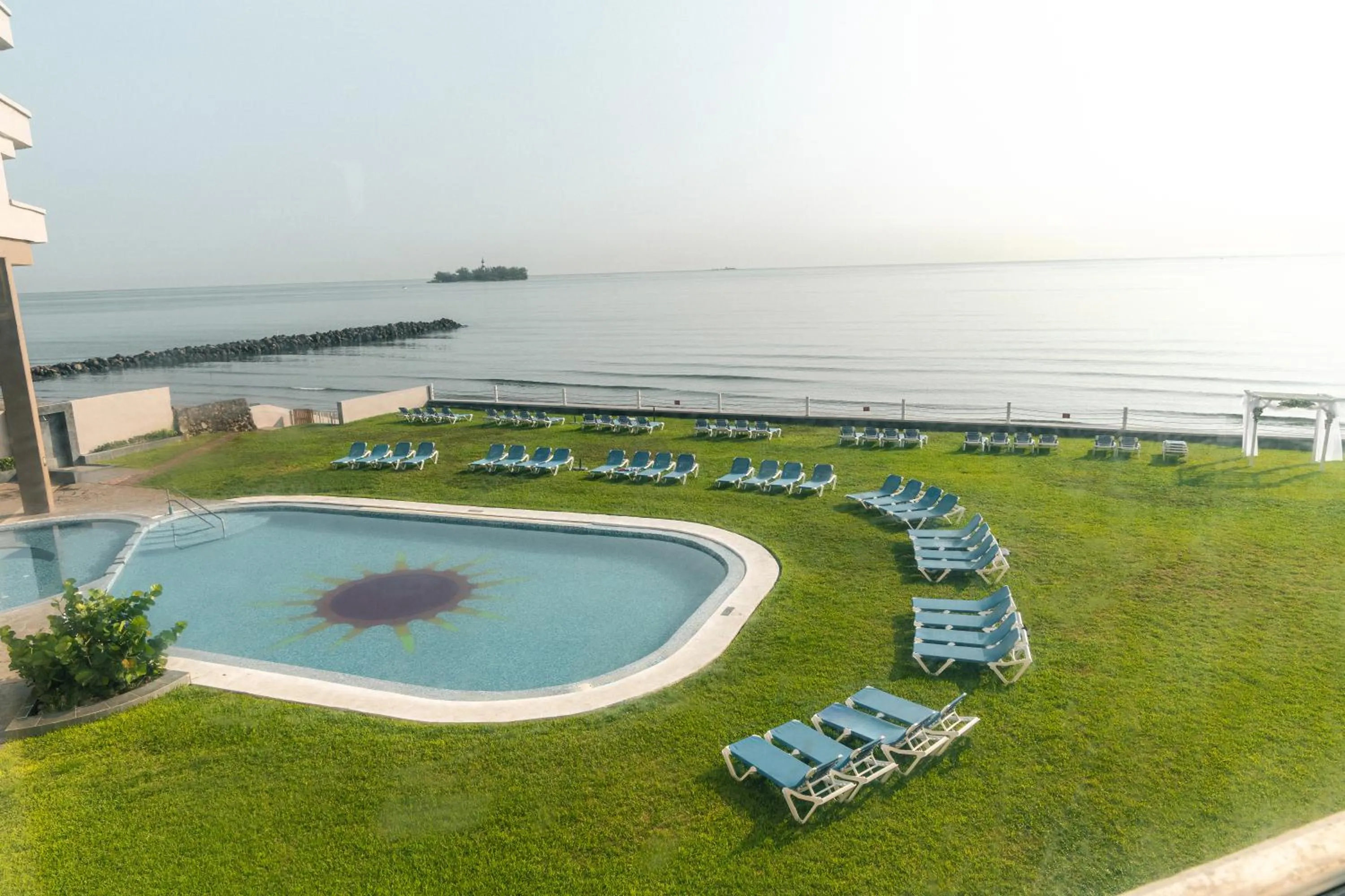 Pool view in Hilton Garden Inn Veracruz Boca del Rio