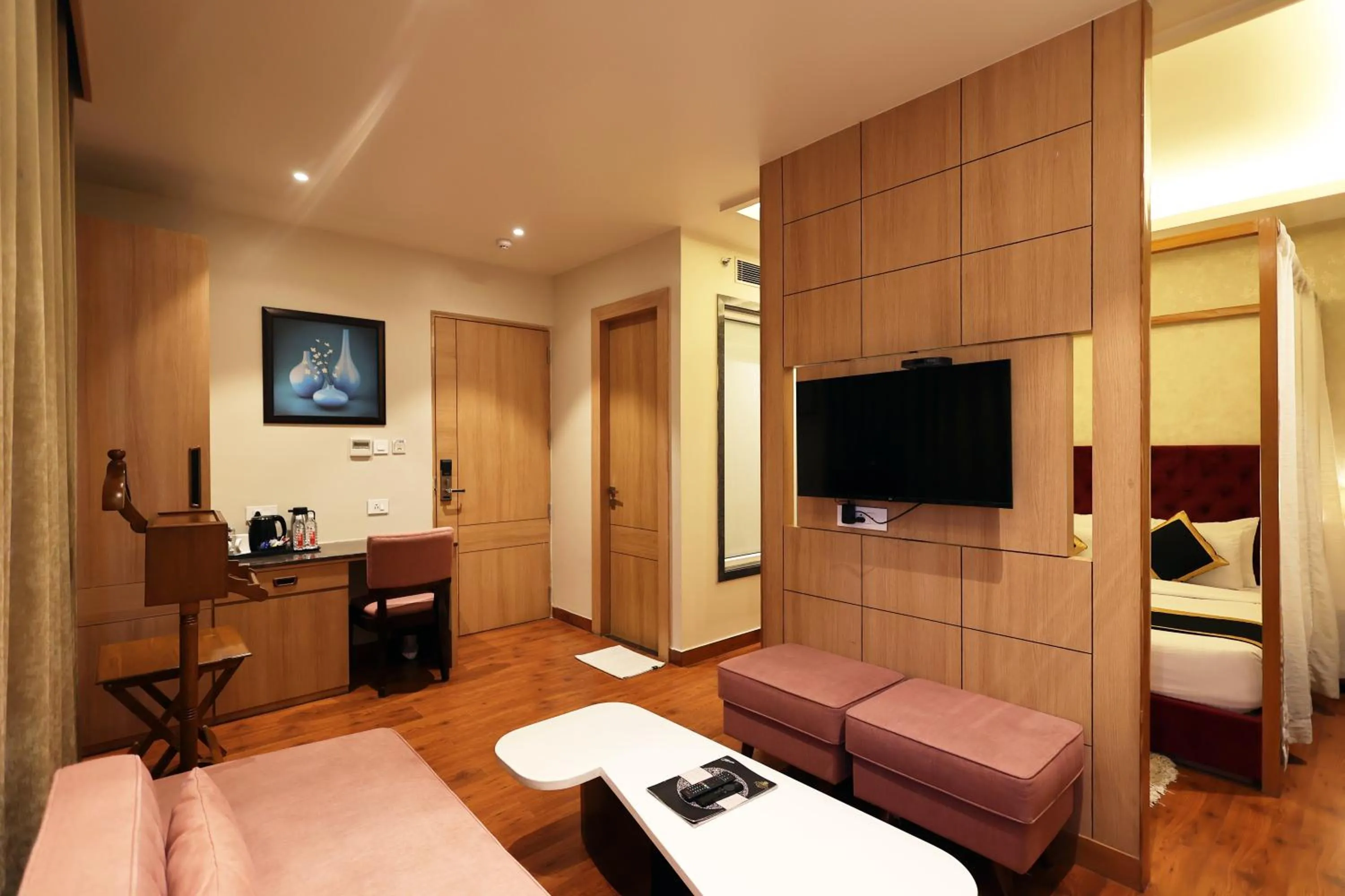 Bed in The Elegance Hotel