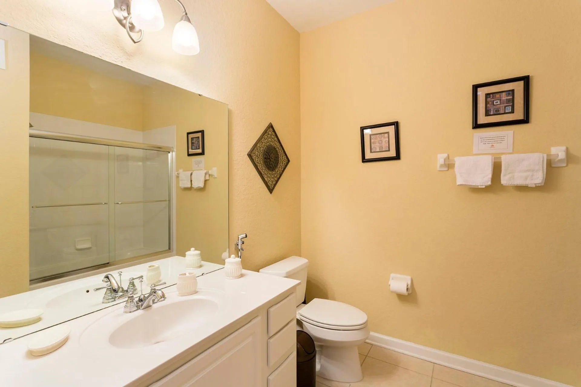 Shower in 4Br 2Bath Condo Balcony 5min Conv Center 2020ft