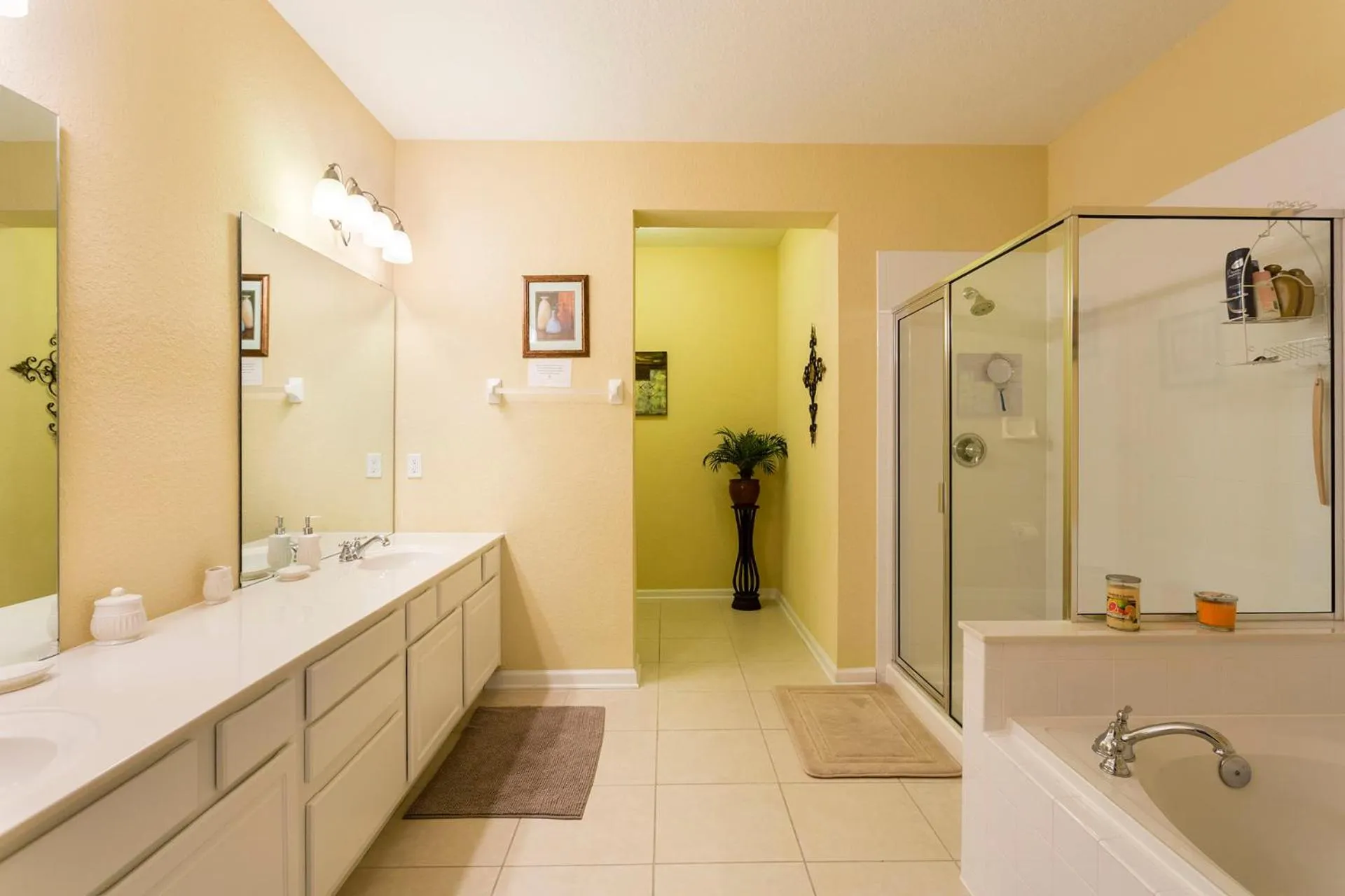 Shower in 4Br 2Bath Condo Balcony 5min Conv Center 2020ft