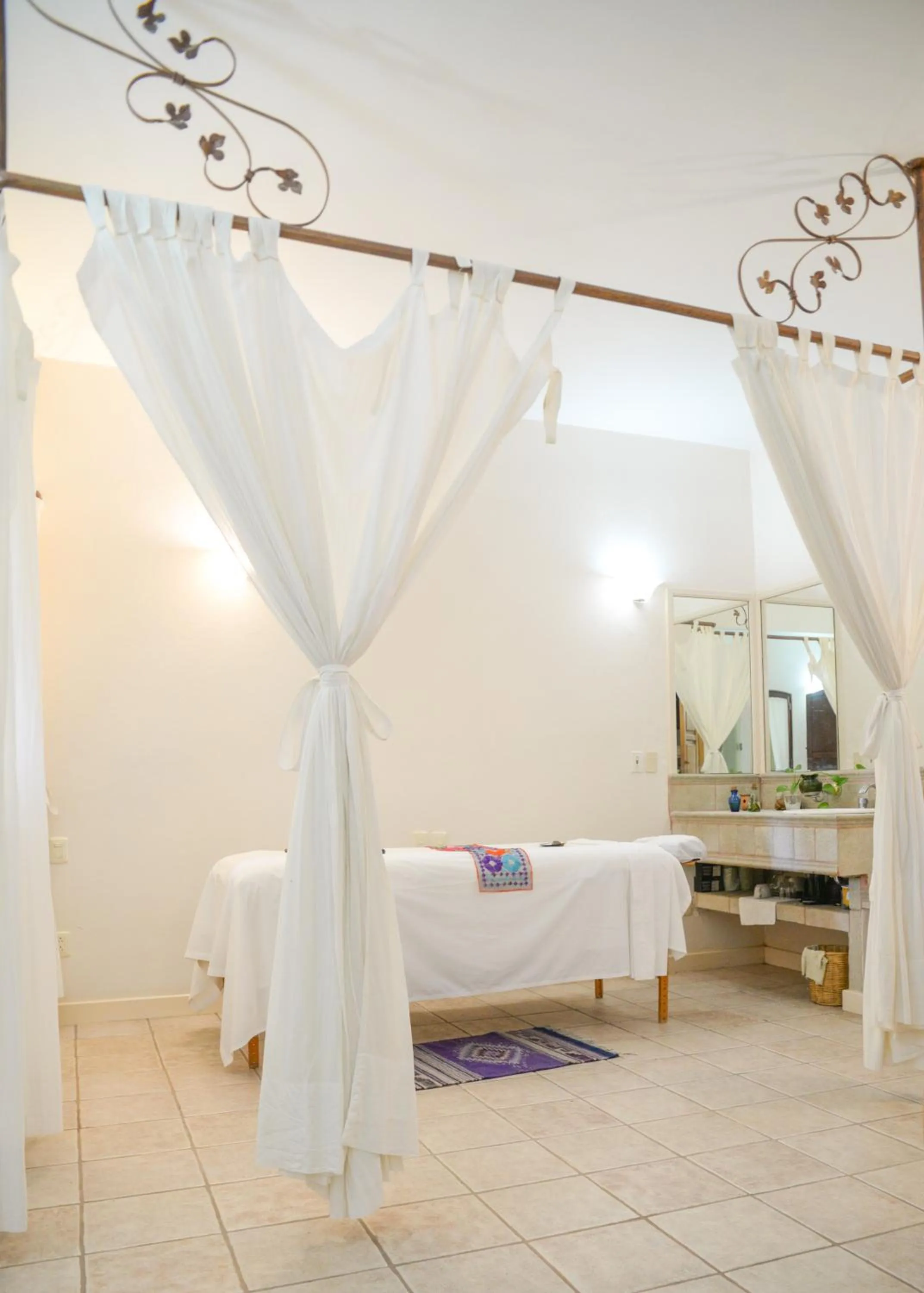 Spa and wellness centre/facilities, Bed in Hotel Hacienda Los Laureles