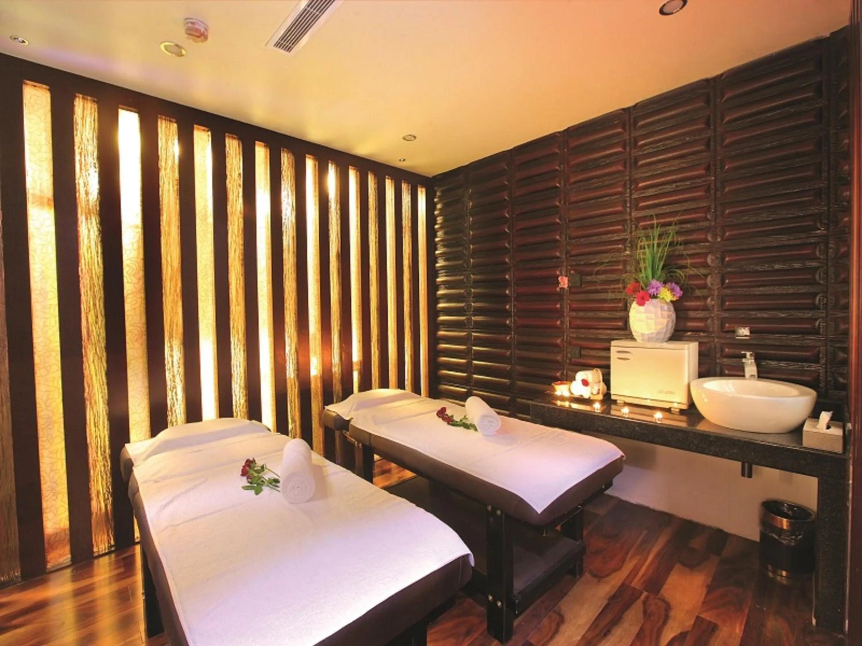 Spa and wellness centre/facilities in Ramada by Wyndham Alleppey