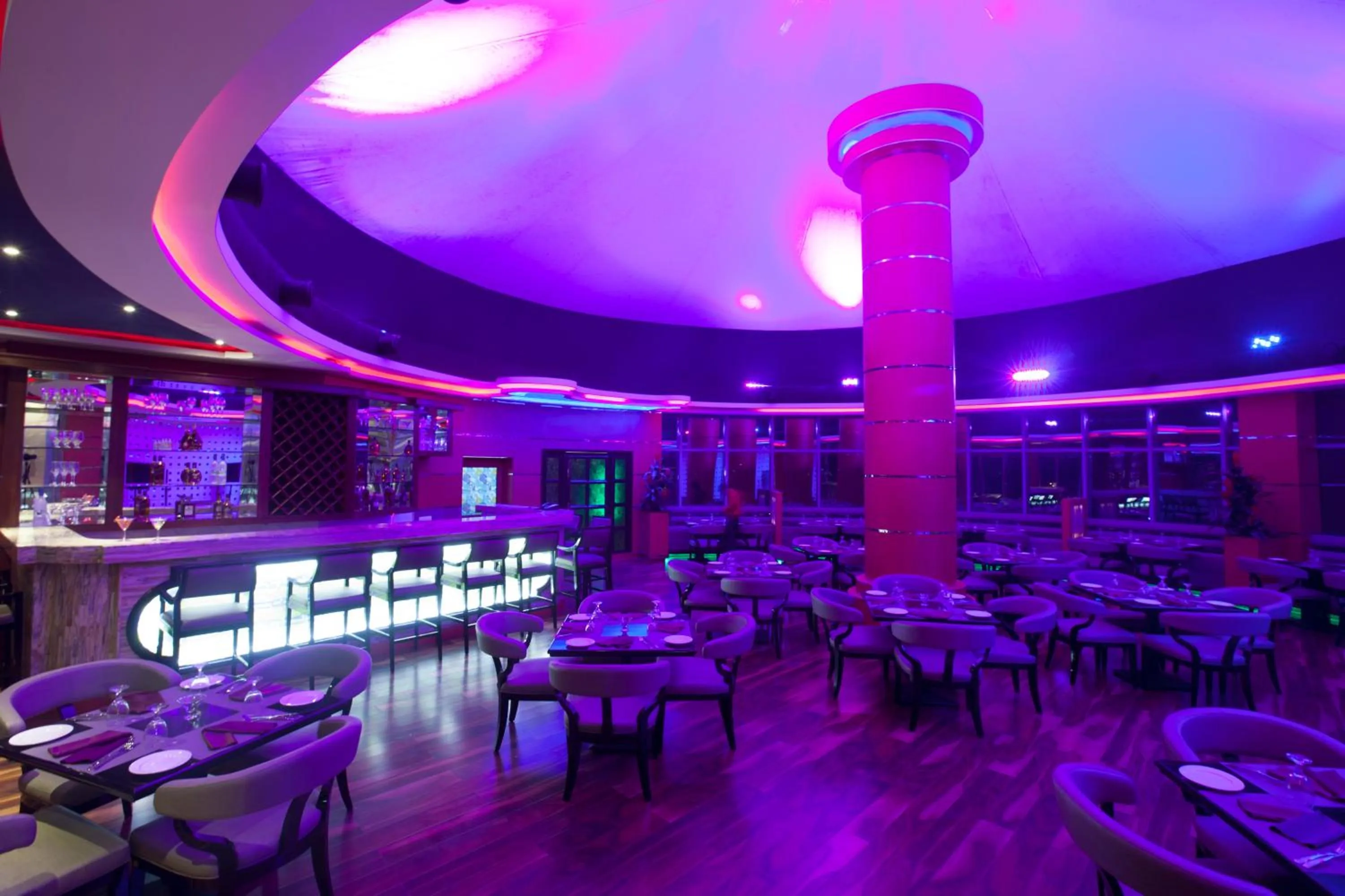 Lounge or bar in Ramada by Wyndham Alleppey