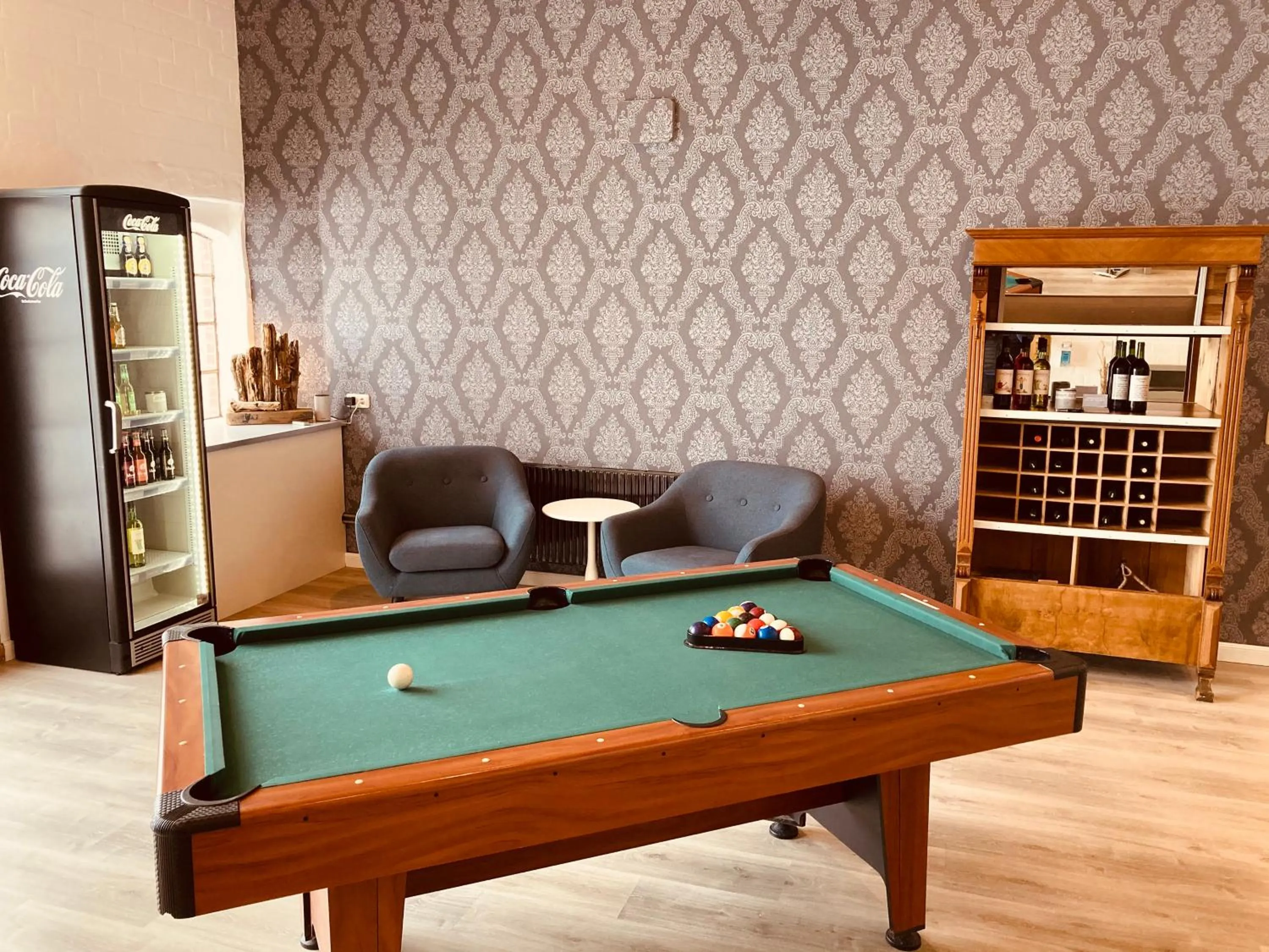 Billiard in Hof Steinhütten