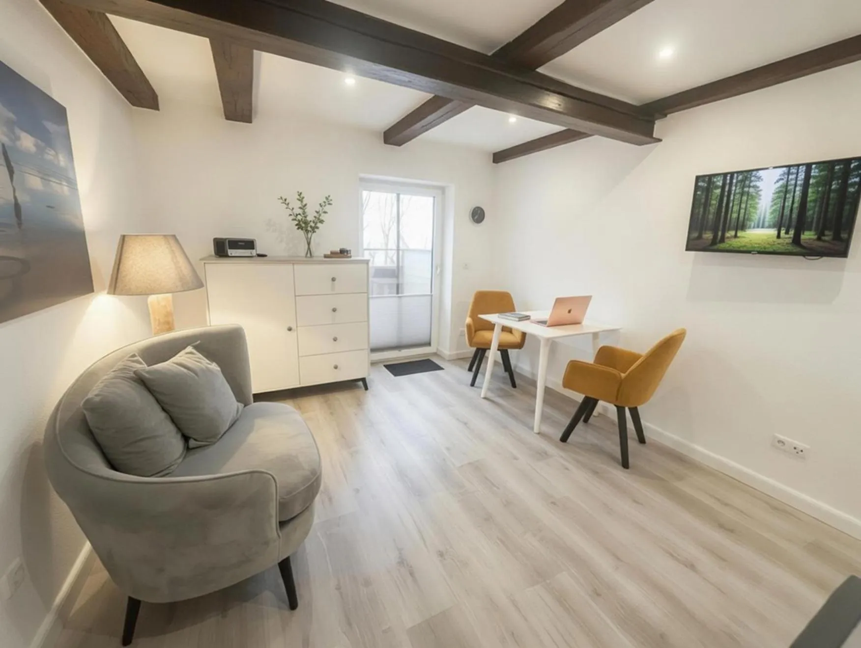 Photo of the whole room in Hof Steinhütten