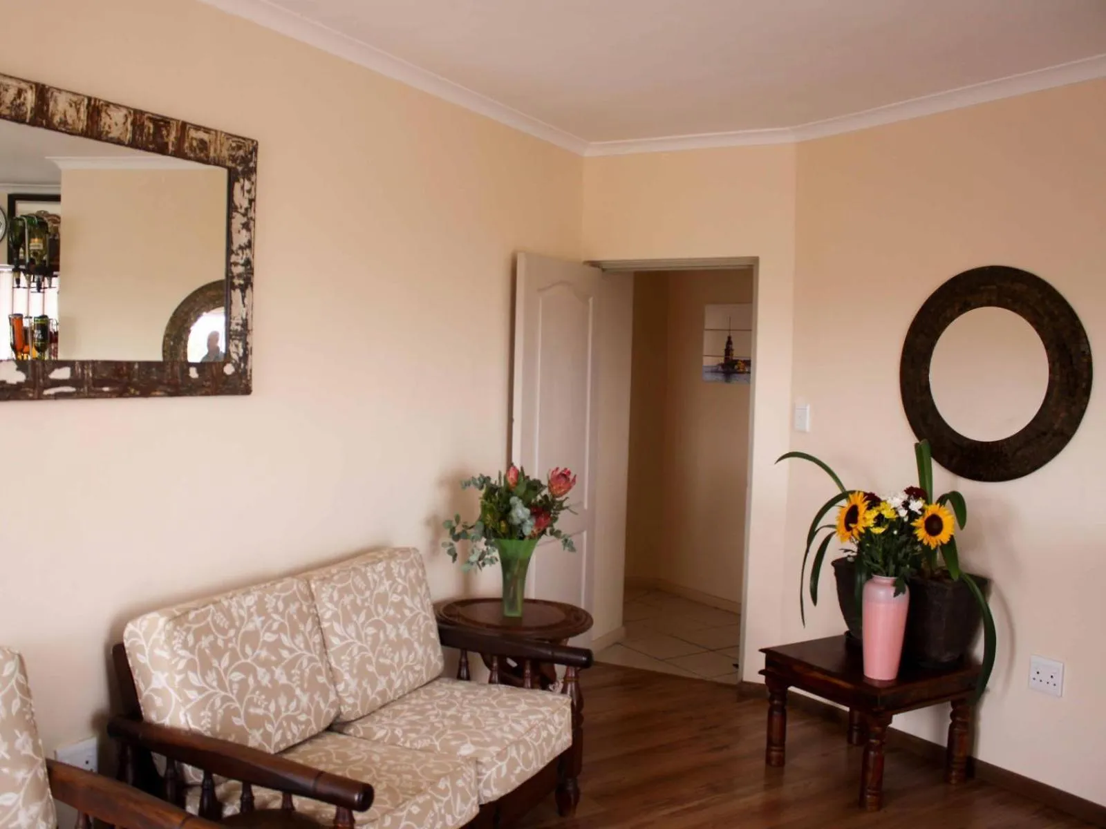 Communal lounge/ TV room in Blougans B&B