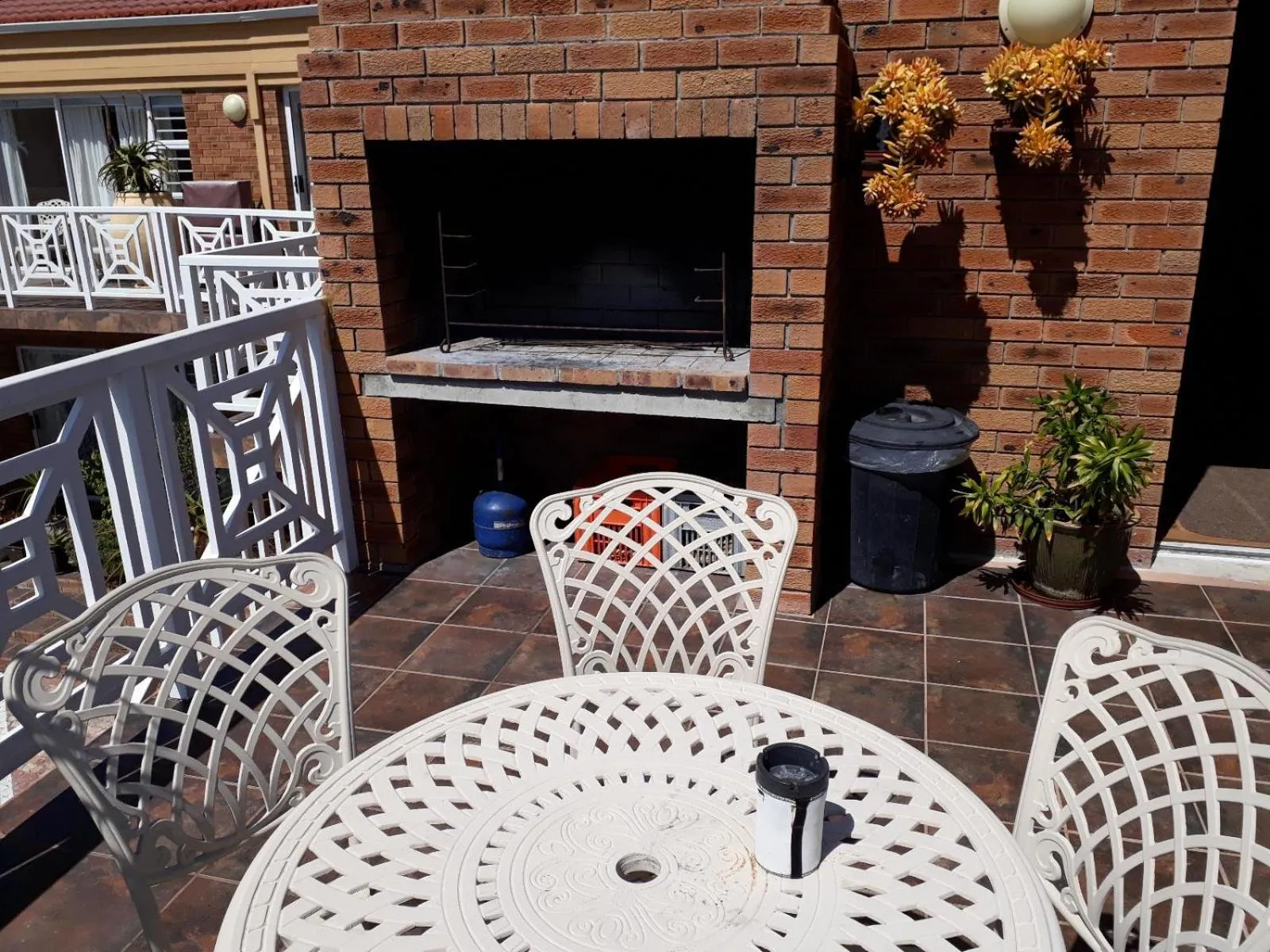 BBQ facilities in Blougans B&B