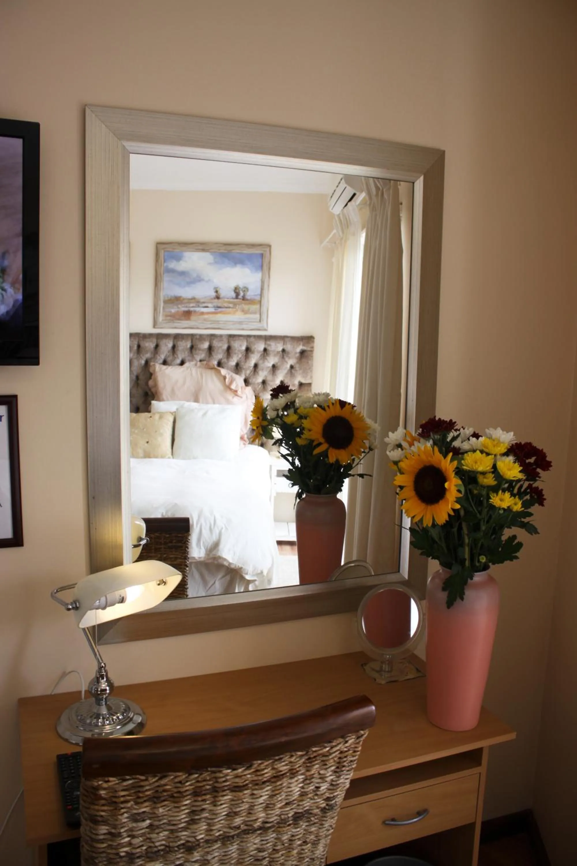 Decorative detail, Bed in Blougans B&B