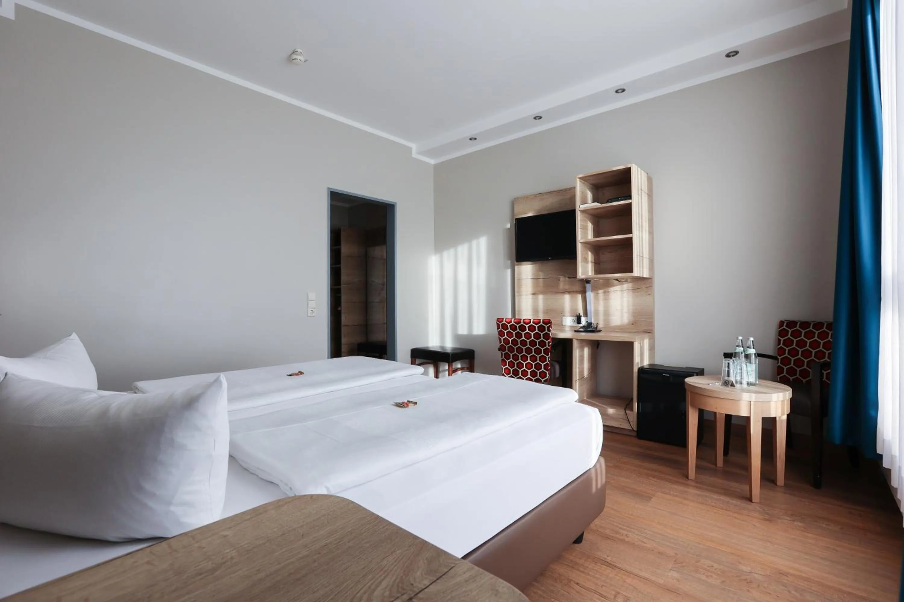 Bedroom, Bed in Hotel Blaubeurer Tor