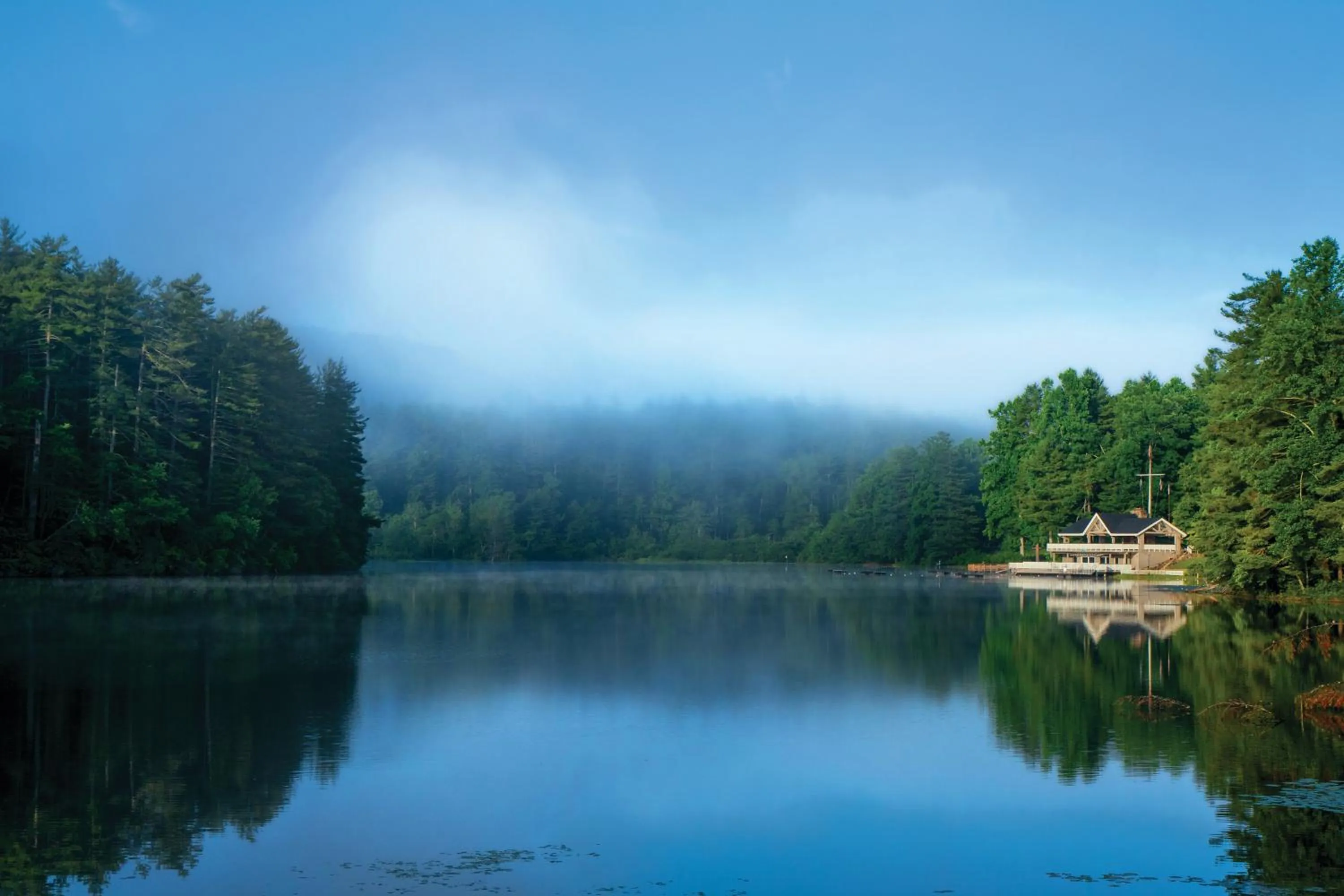 Lake view in Kanuga Inn & Lodging