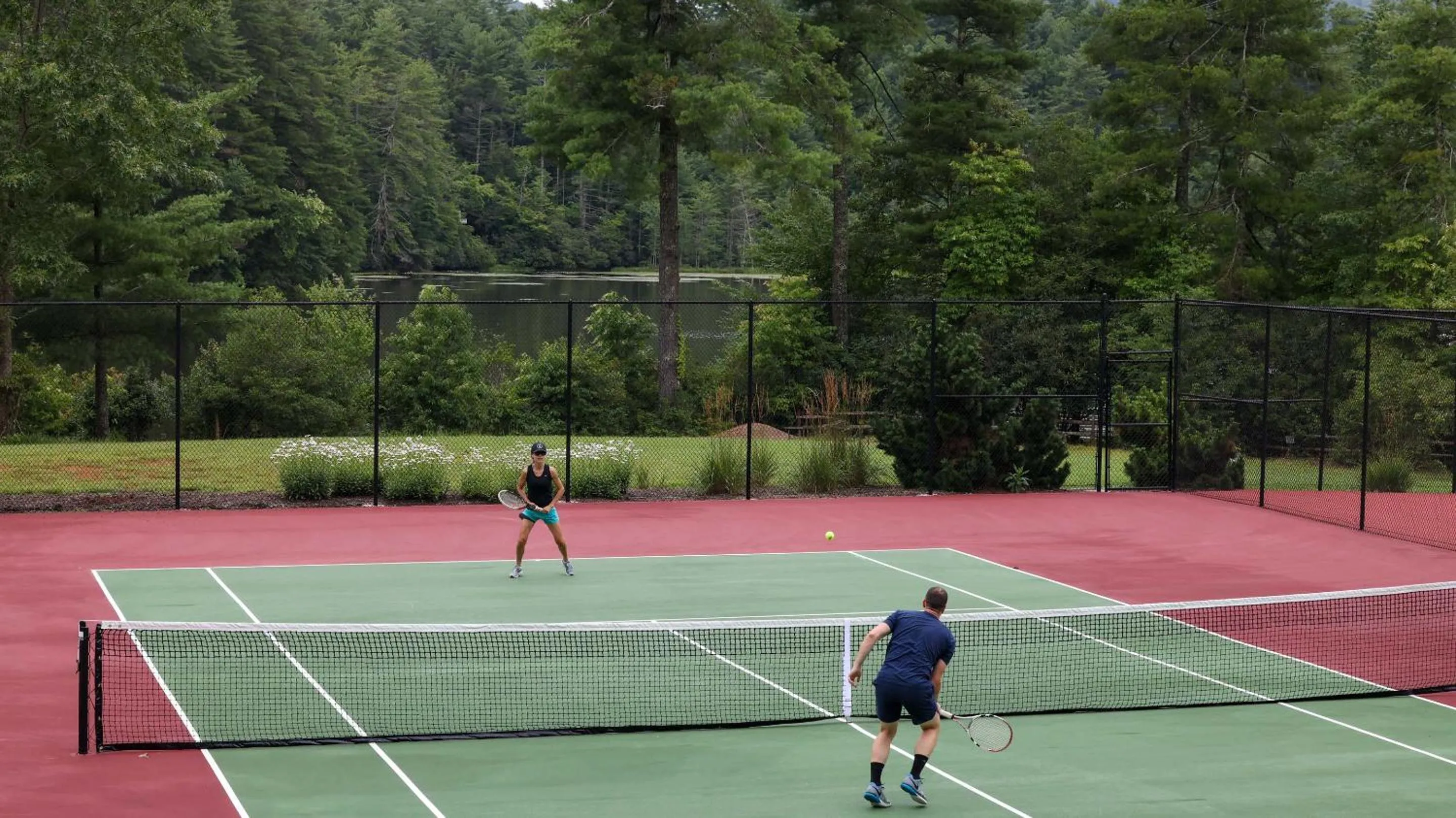 Tennis court in Kanuga Inn & Lodging