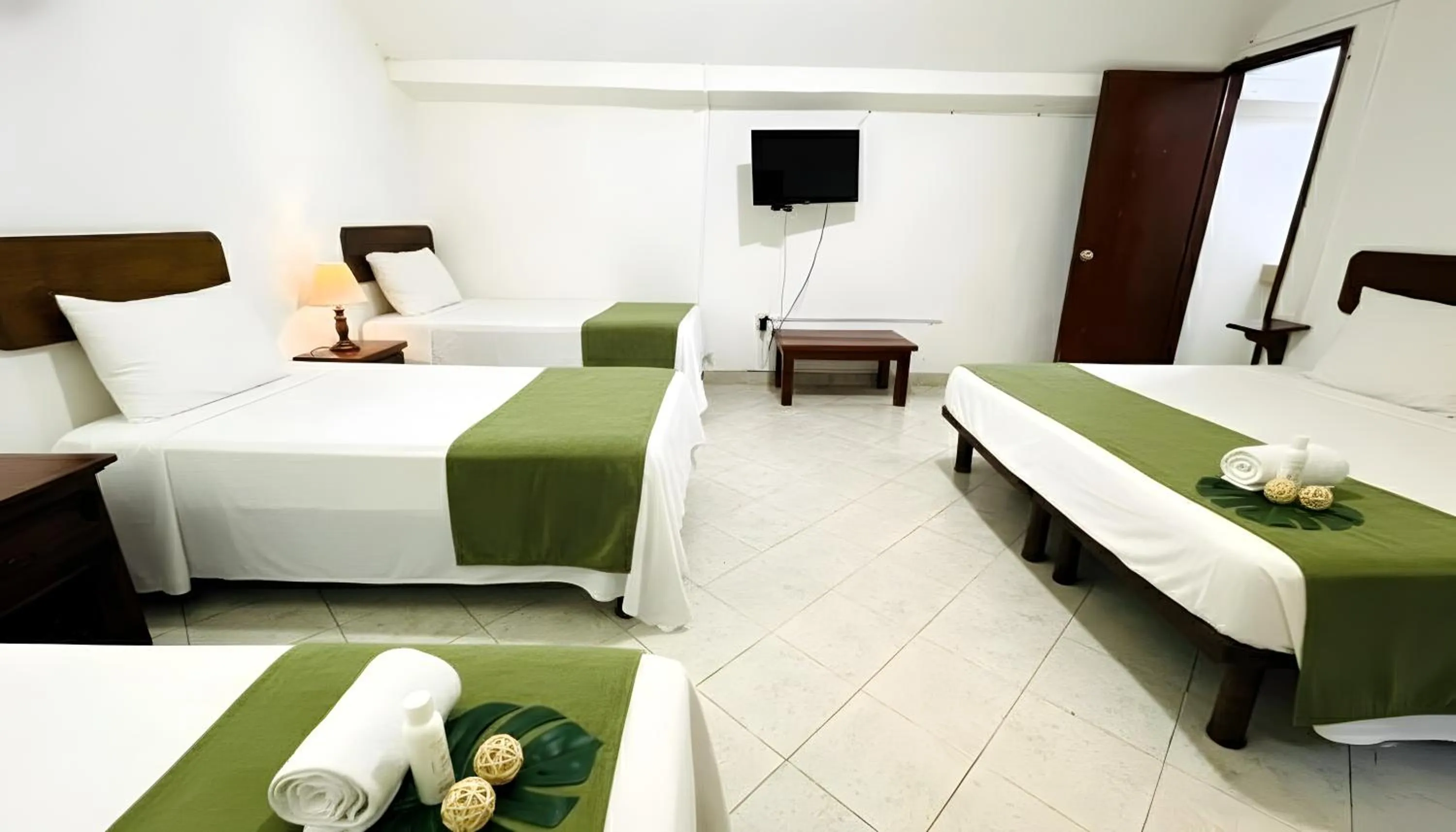 Property building, Bed in Hotel B&B - 5th Avenue