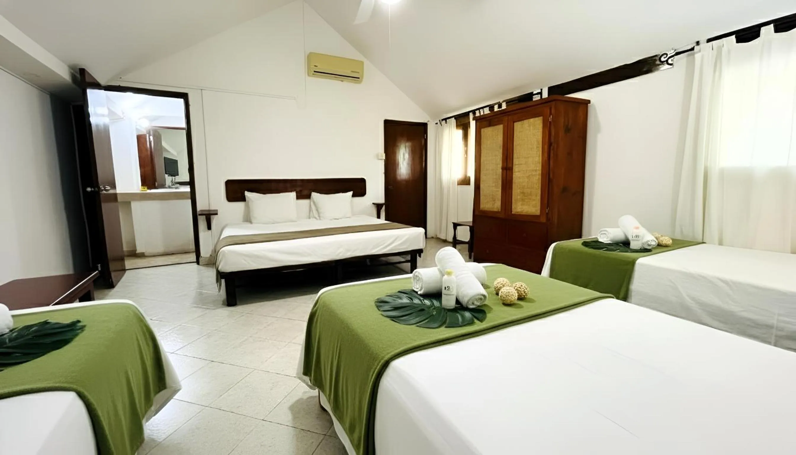 Property building, Bed in Hotel B&B - 5th Avenue