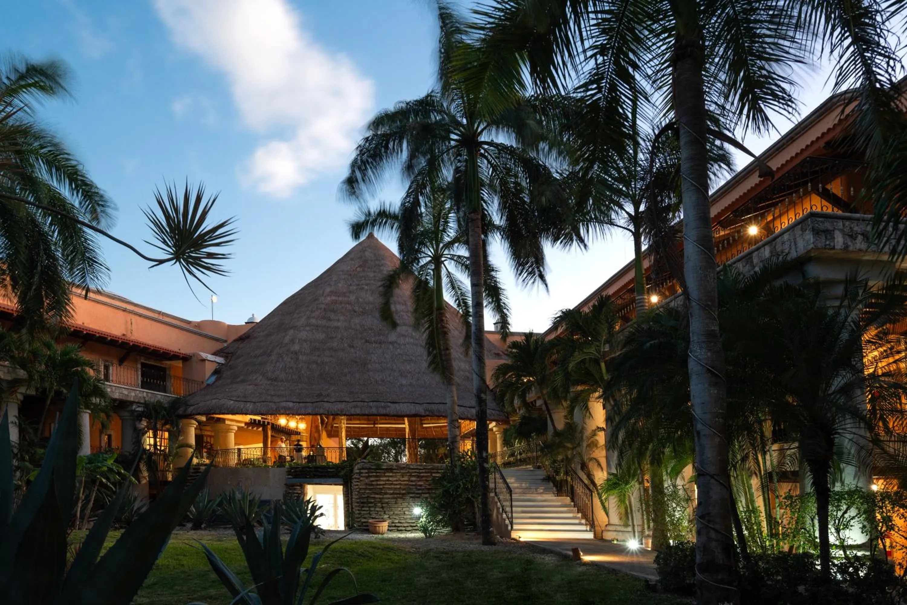 Facade/entrance in Eurostars Hacienda Vista Real