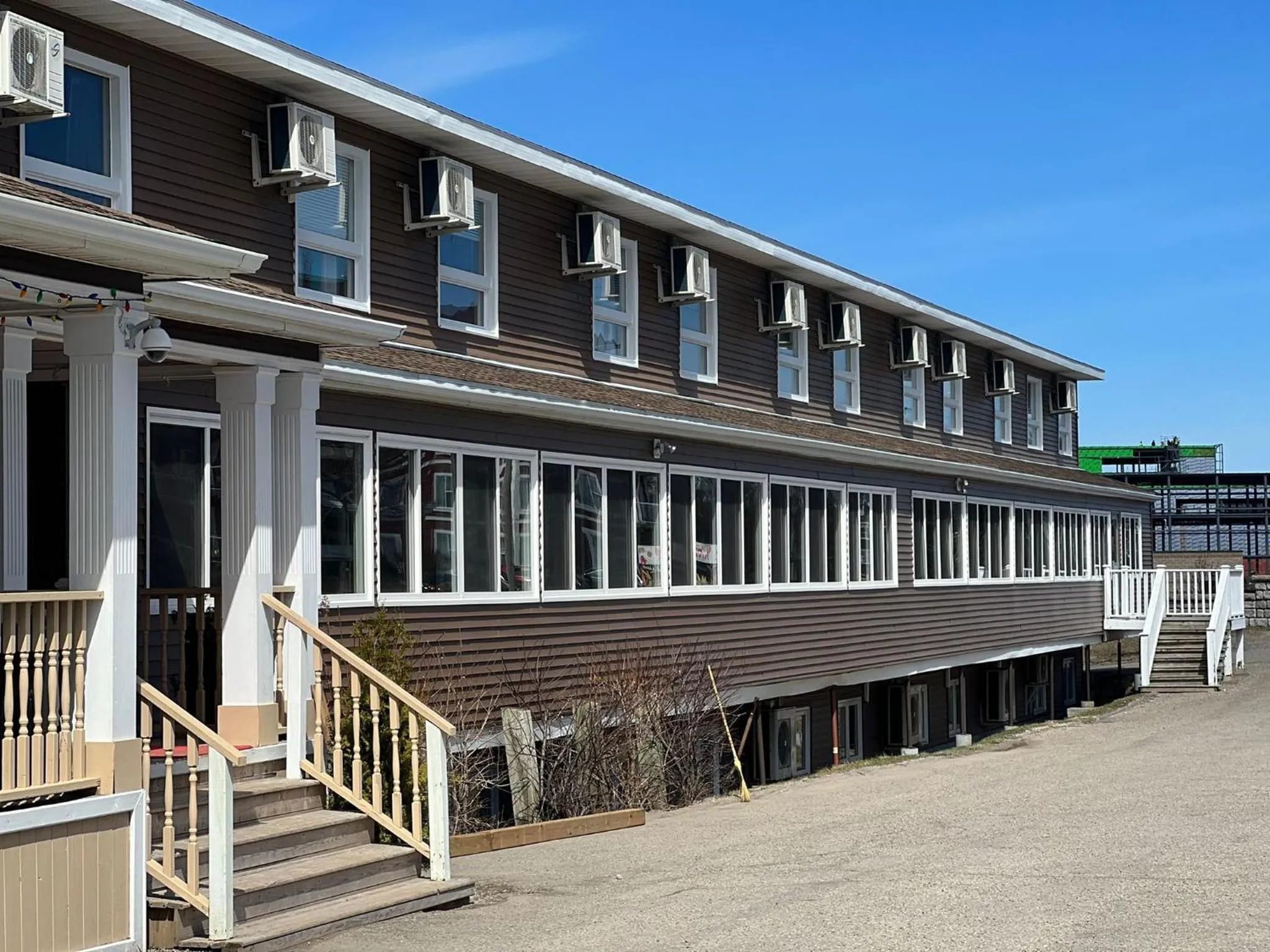 Property building in Harbourview Inn and Suites