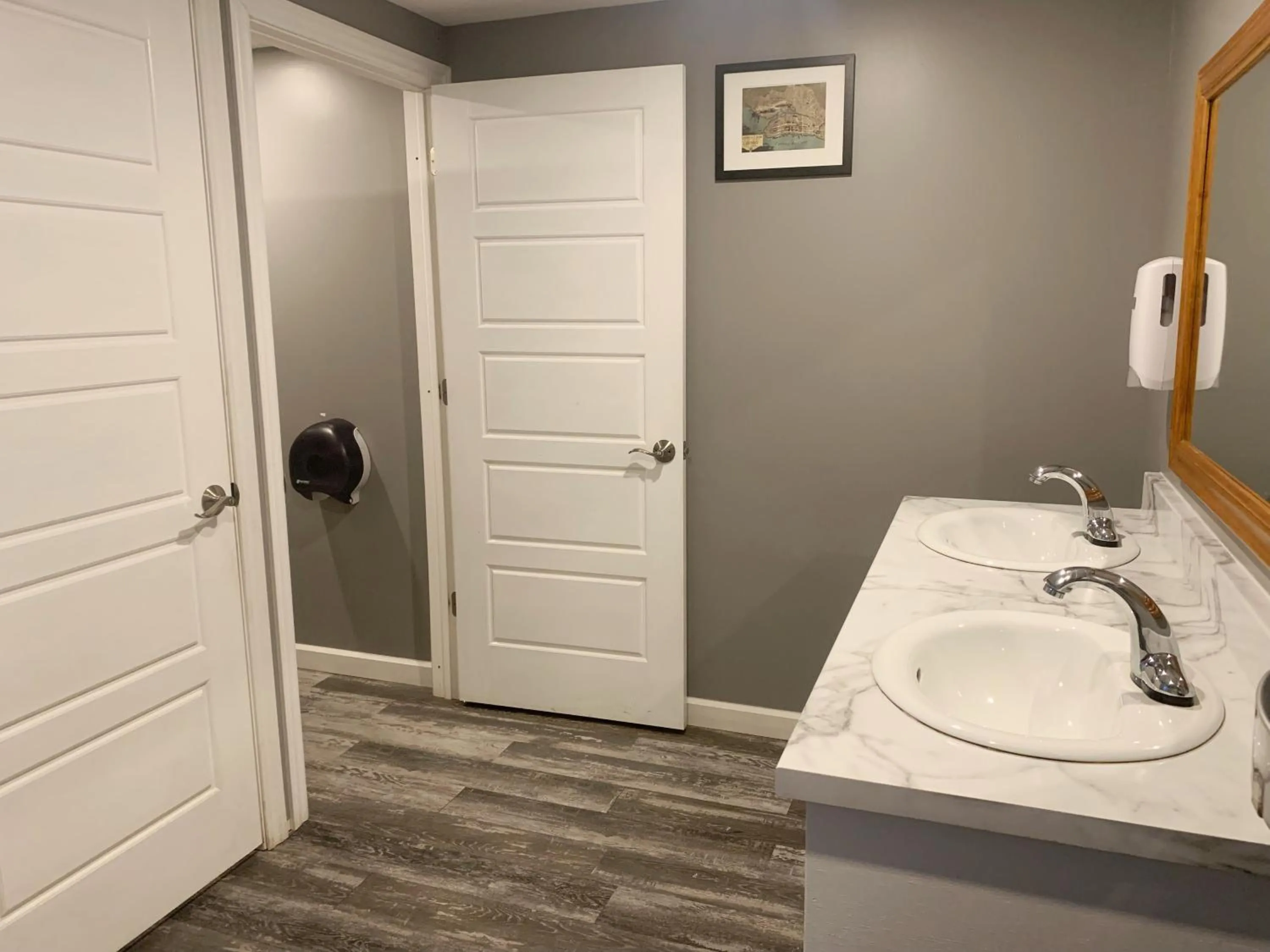 Public Bath in Harbourview Inn and Suites