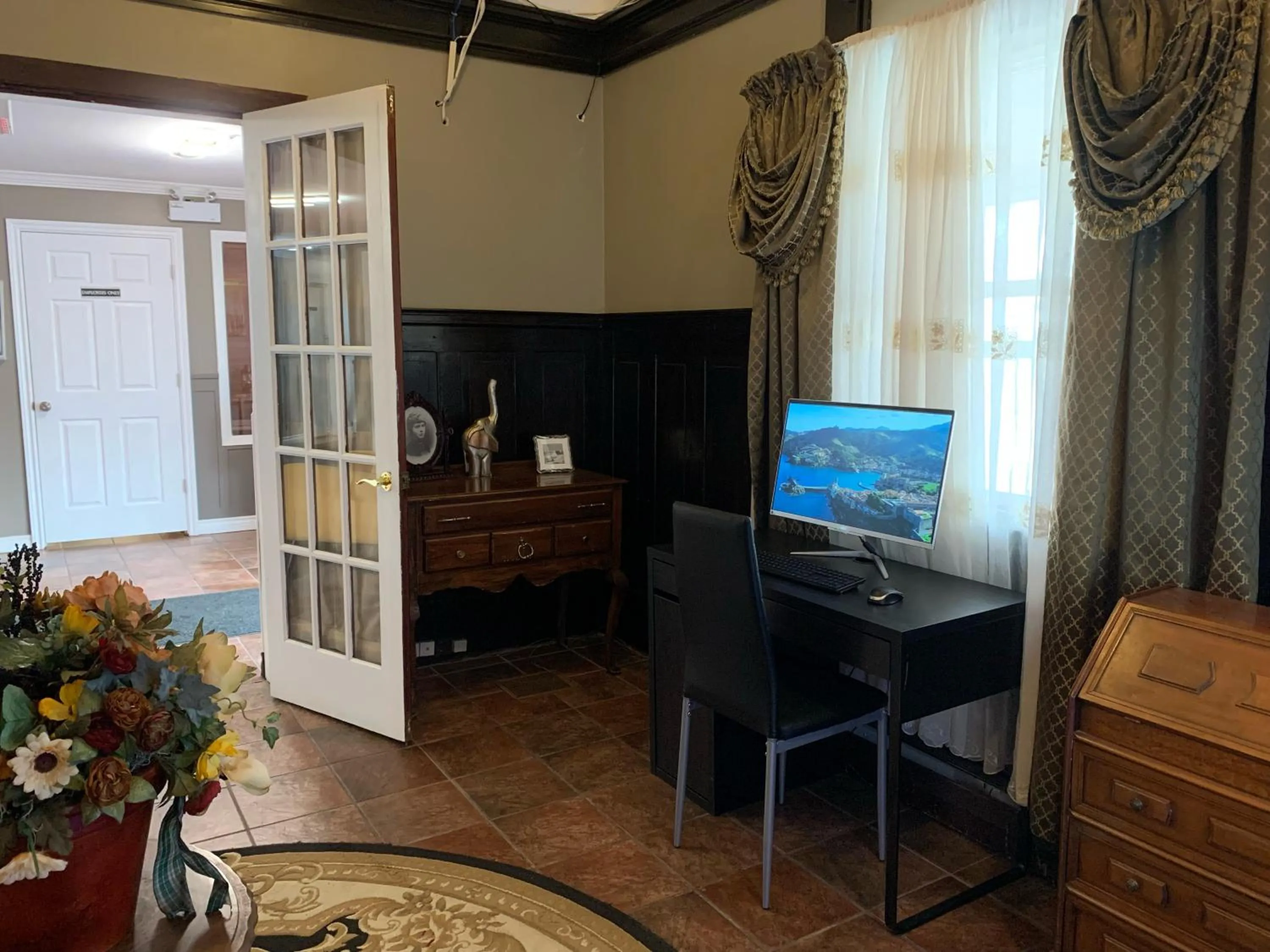 Business facilities in Harbourview Inn and Suites