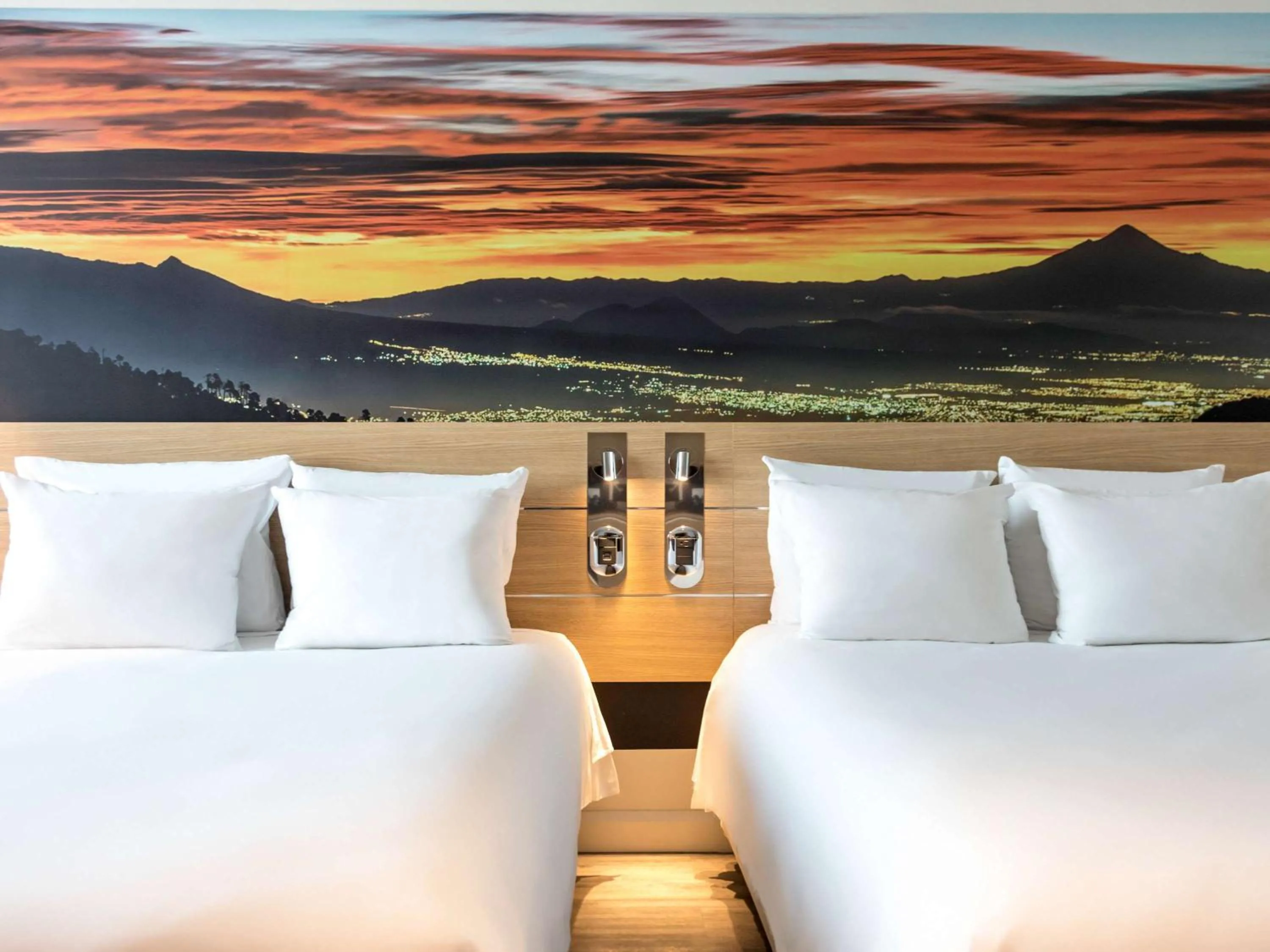 Photo of the whole room, Bed in Novotel Mexico City Santa Fe