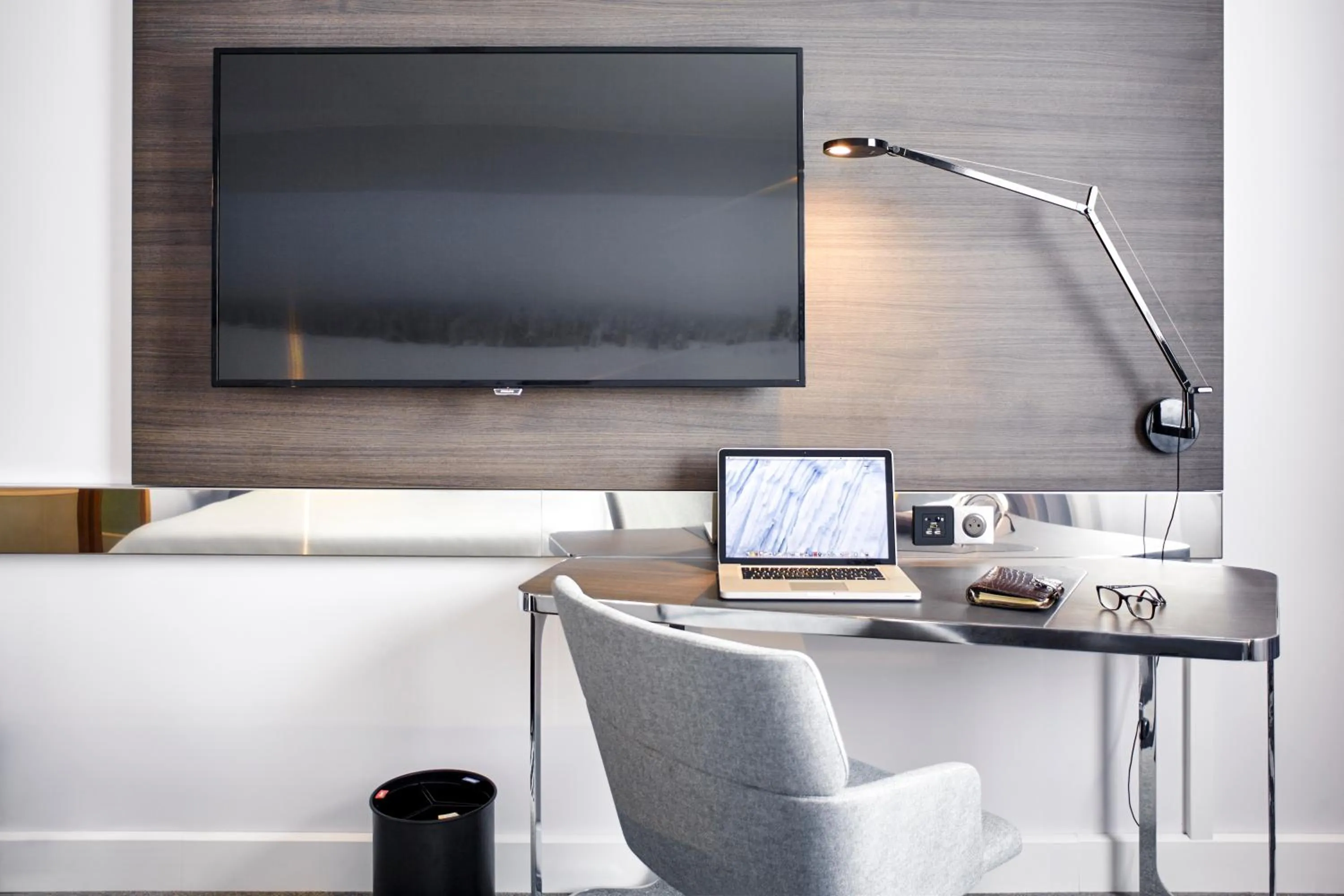 TV and multimedia in Novotel Mexico City Santa Fe