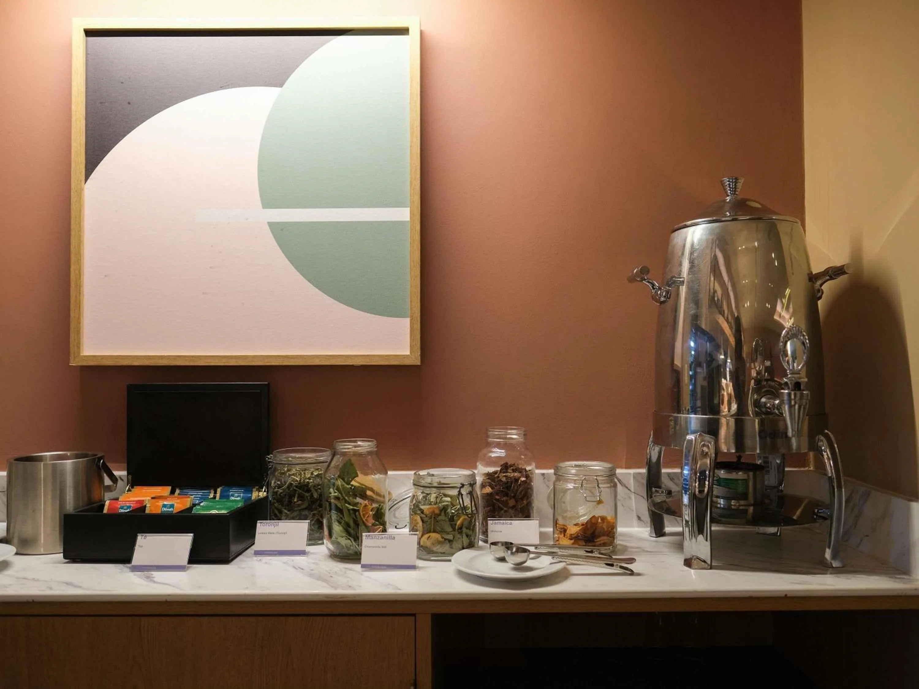 Restaurant/places to eat in Novotel Mexico City Santa Fe