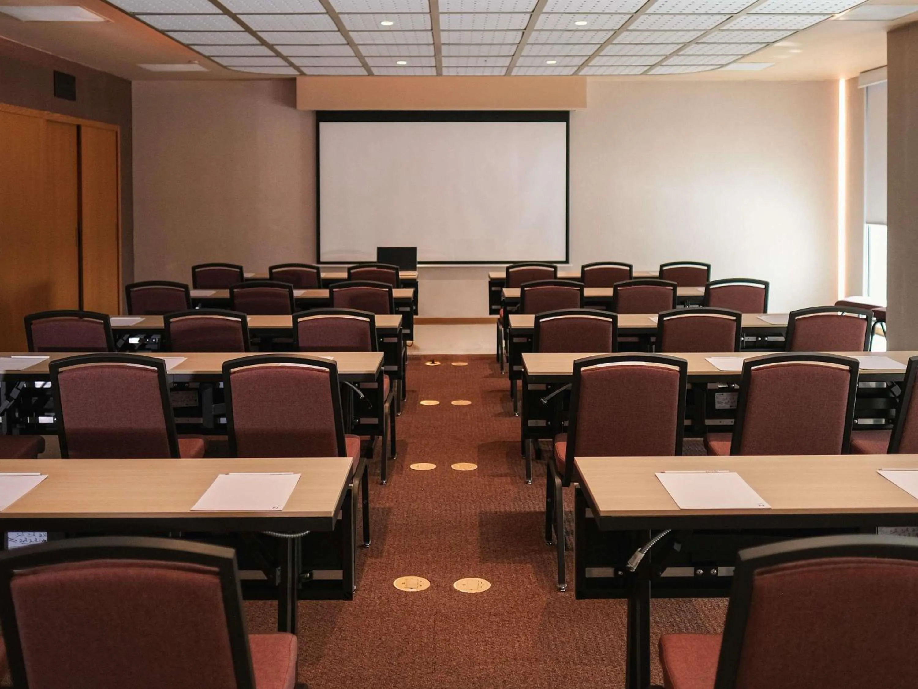 Meeting/conference room in Novotel Mexico City Santa Fe