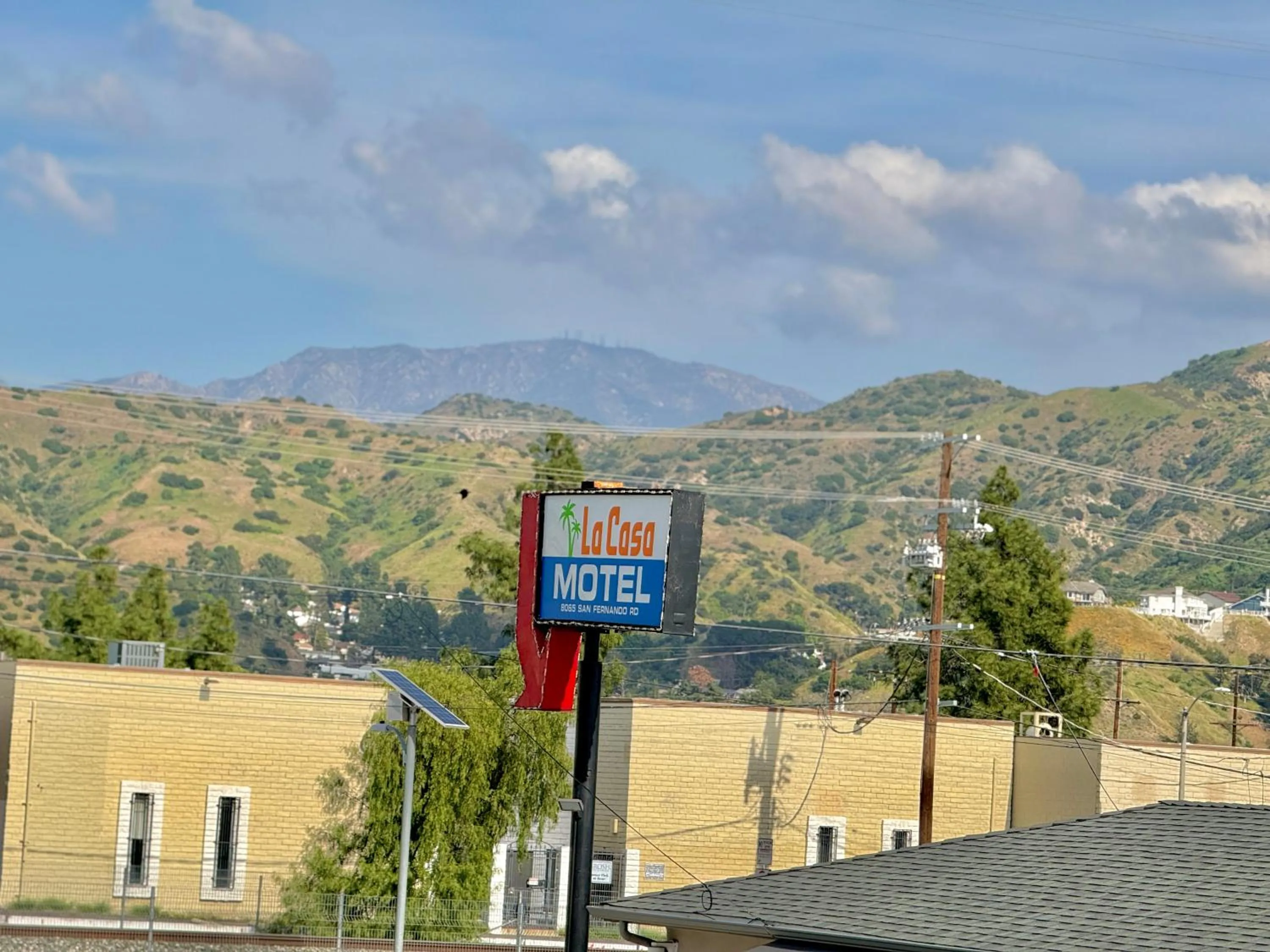 Property logo or sign in La Casa Motel, Los Angeles - Burbank Airport