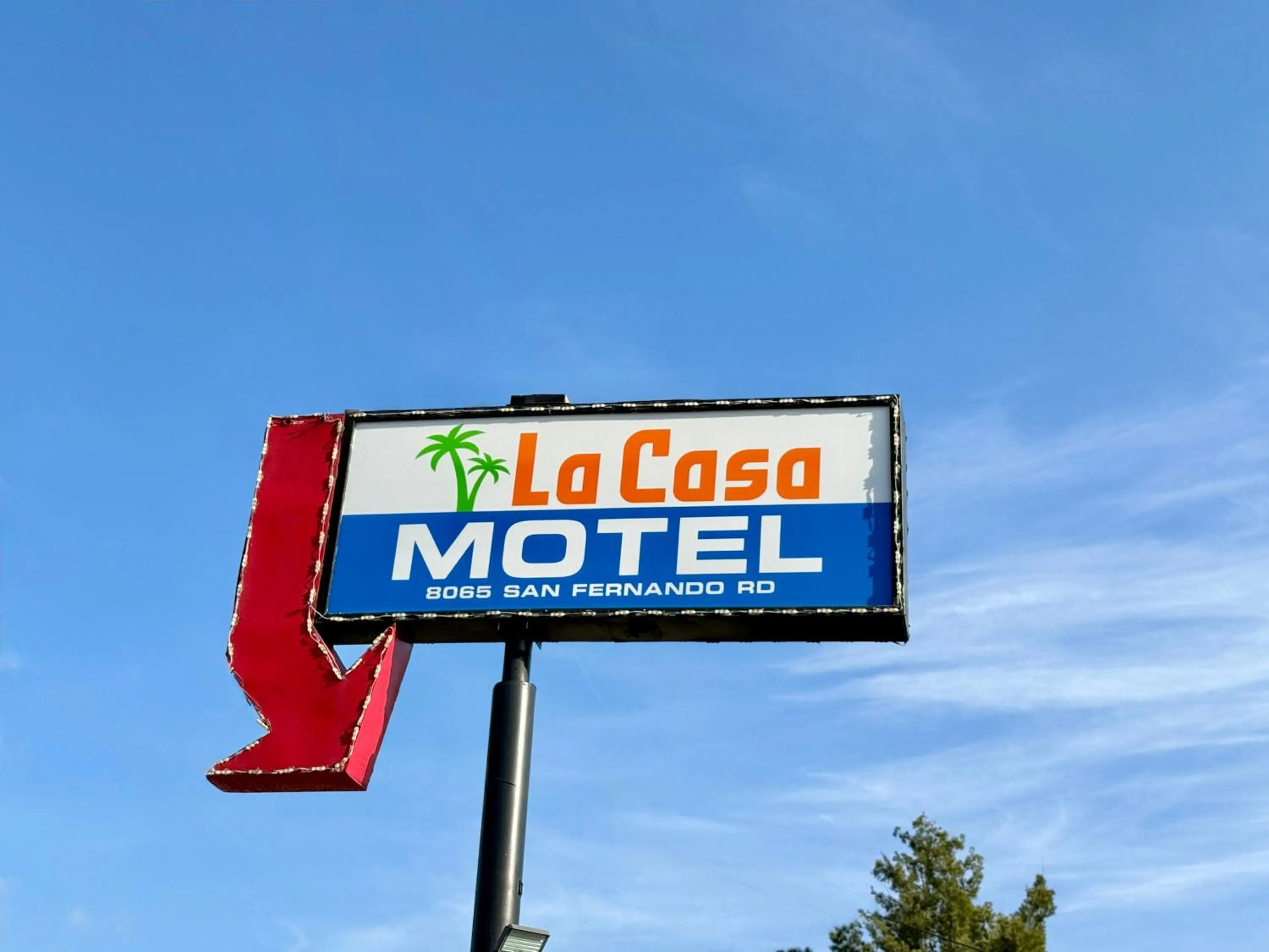 Property logo or sign in La Casa Motel, Los Angeles - Burbank Airport