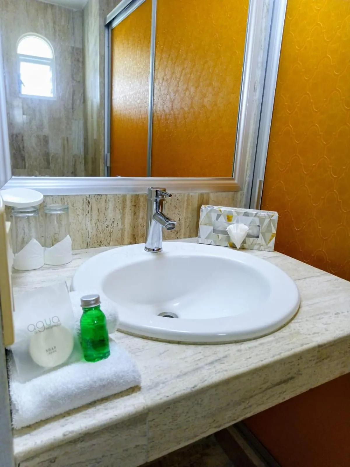 Bathroom in Hotel Calypso Cancun