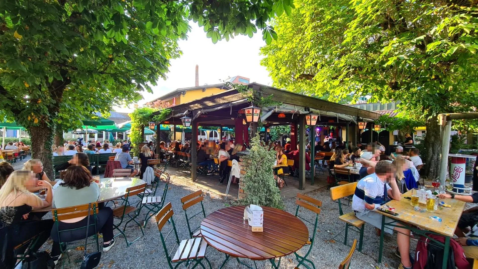 Restaurant/places to eat in ALPSTADT LIFESTYLE Hotel