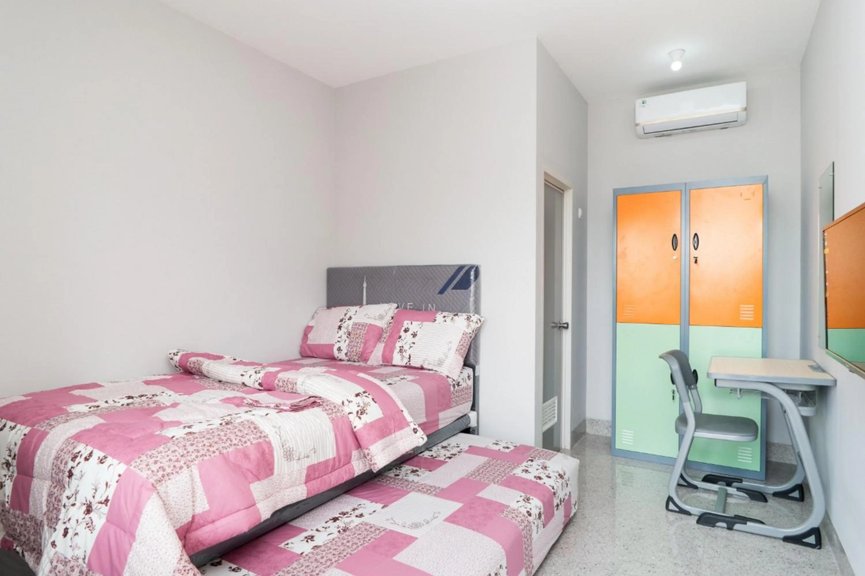 Bed in Brilliant Residence Gading Serpong RedPartner