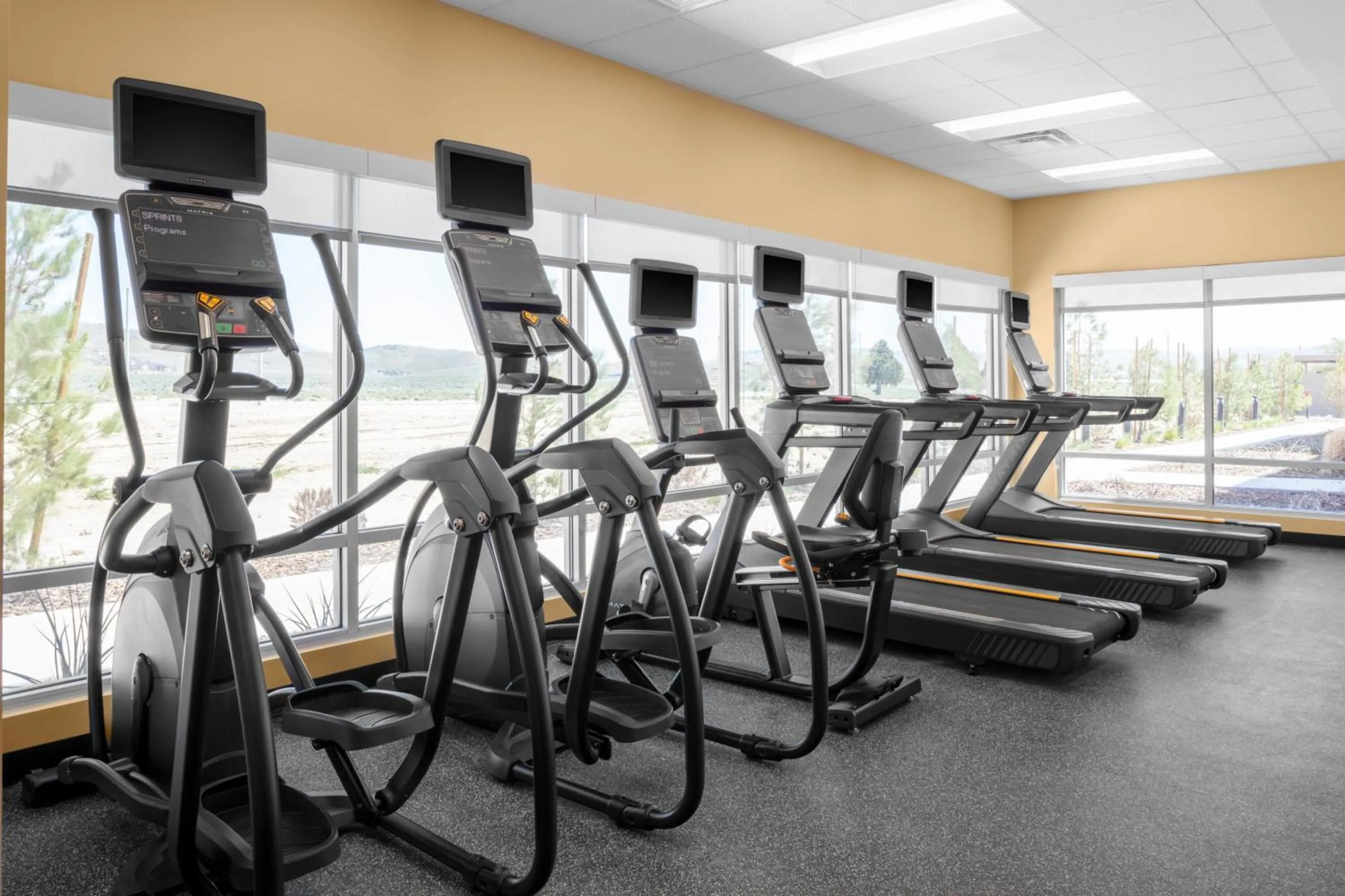 Fitness centre/facilities in TownePlace Suites By Marriott Tehachapi