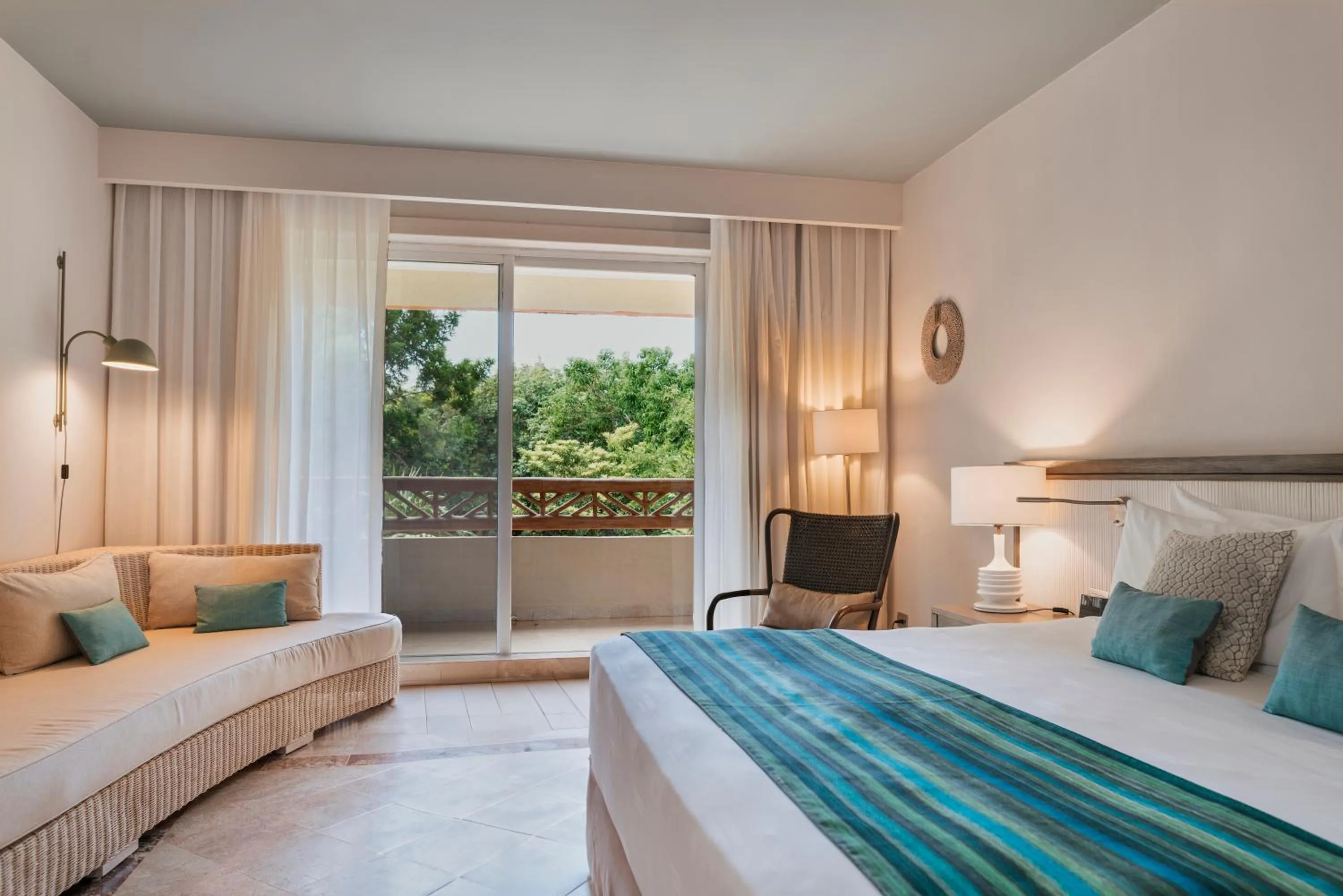 Bed in Catalonia Royal Tulum Beach & Spa Resort Adults Only - All Inclusive