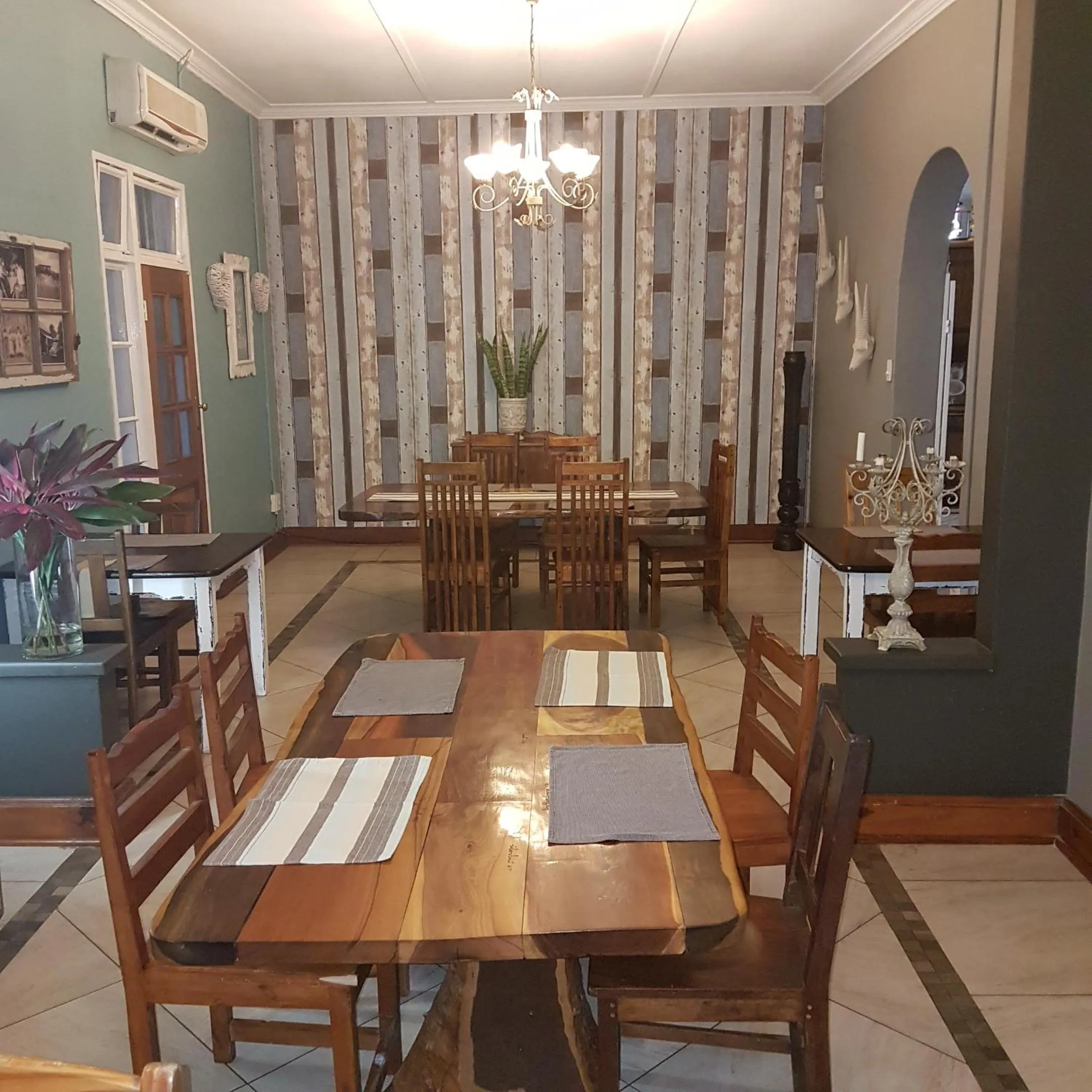 Dining area in Stoep Cafe Guest House