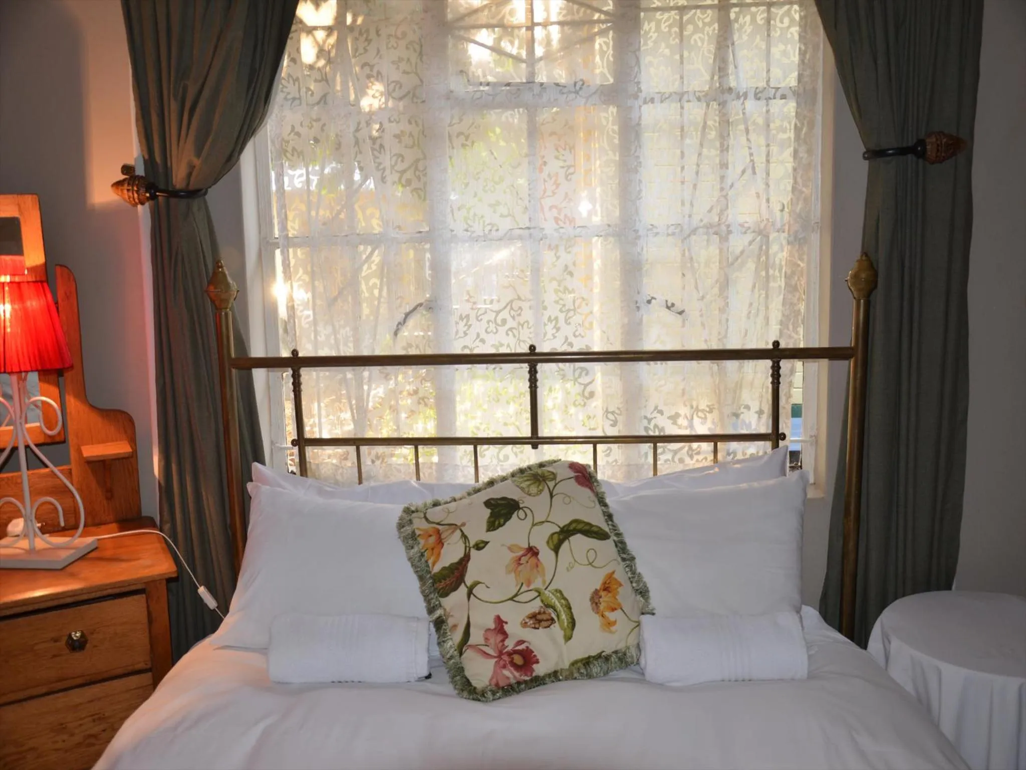 Bed in Stoep Cafe Guest House