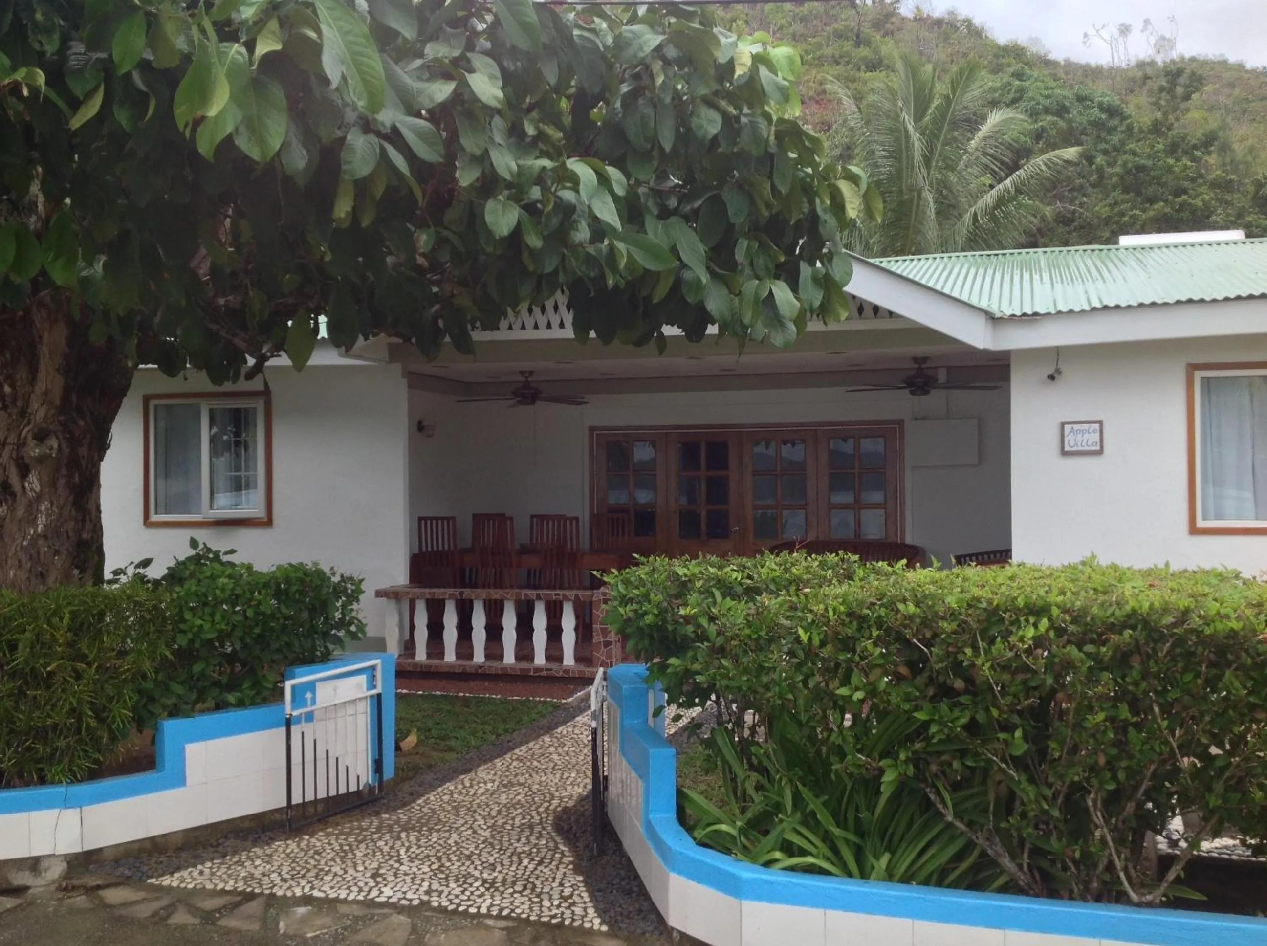 Property building in Sea View Lodge