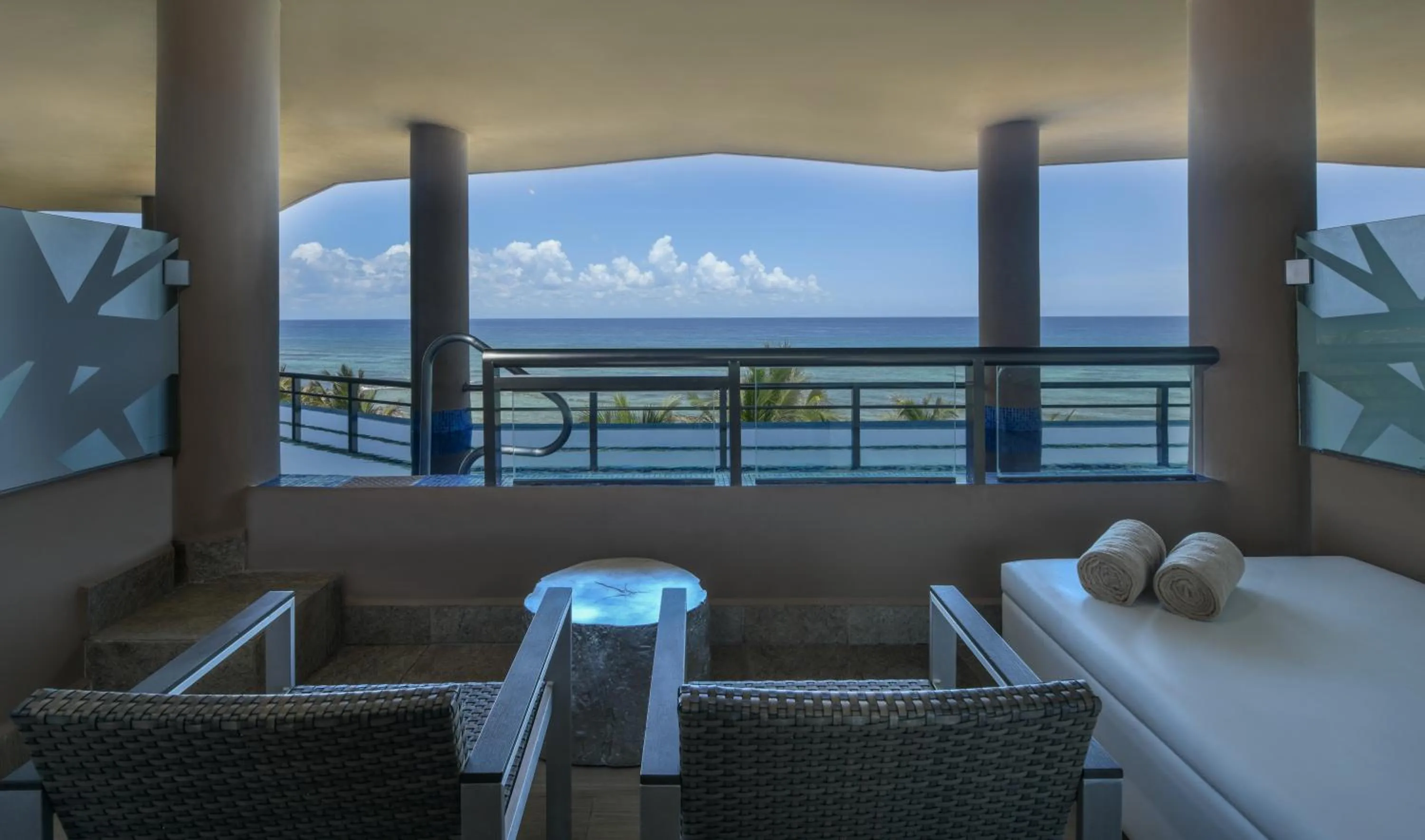 Balcony/Terrace in El Dorado Seaside Suites Oceanfront, Catamarán, Ecoturistic Ranch, All & More Inclusive - Adults Only