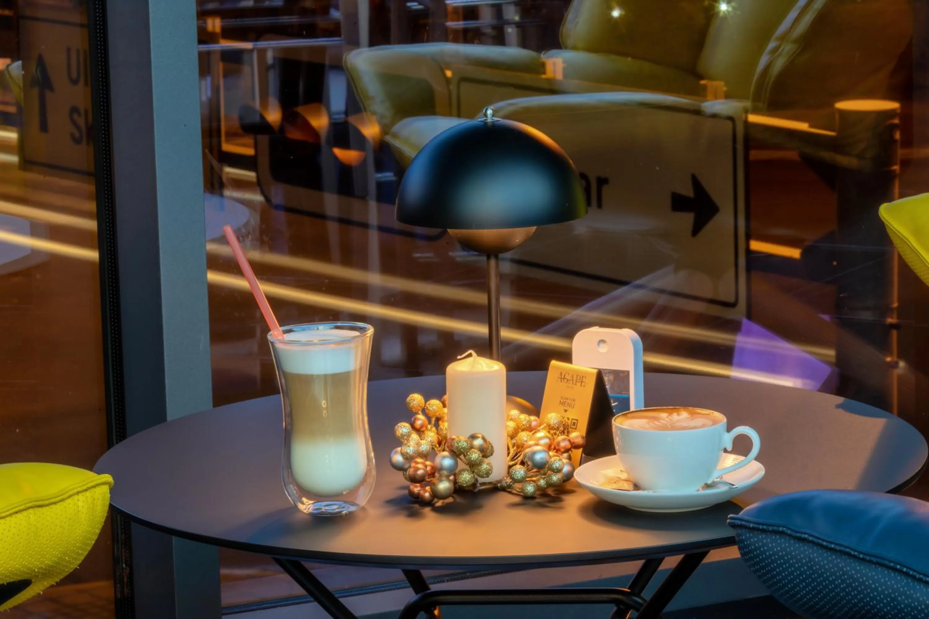 Restaurant/places to eat in HOTEL AGAPE